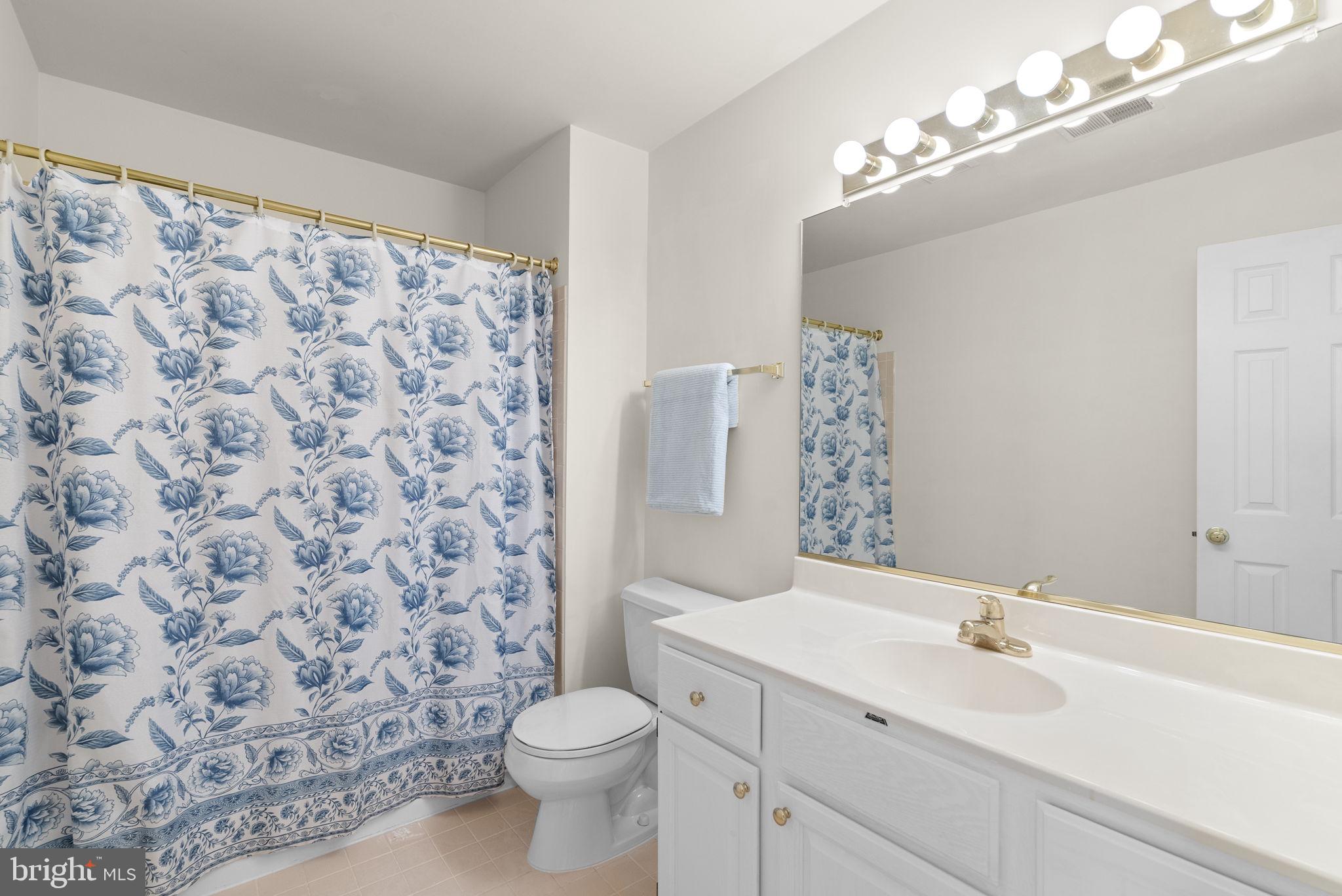 GRANBY WOODS - Residential