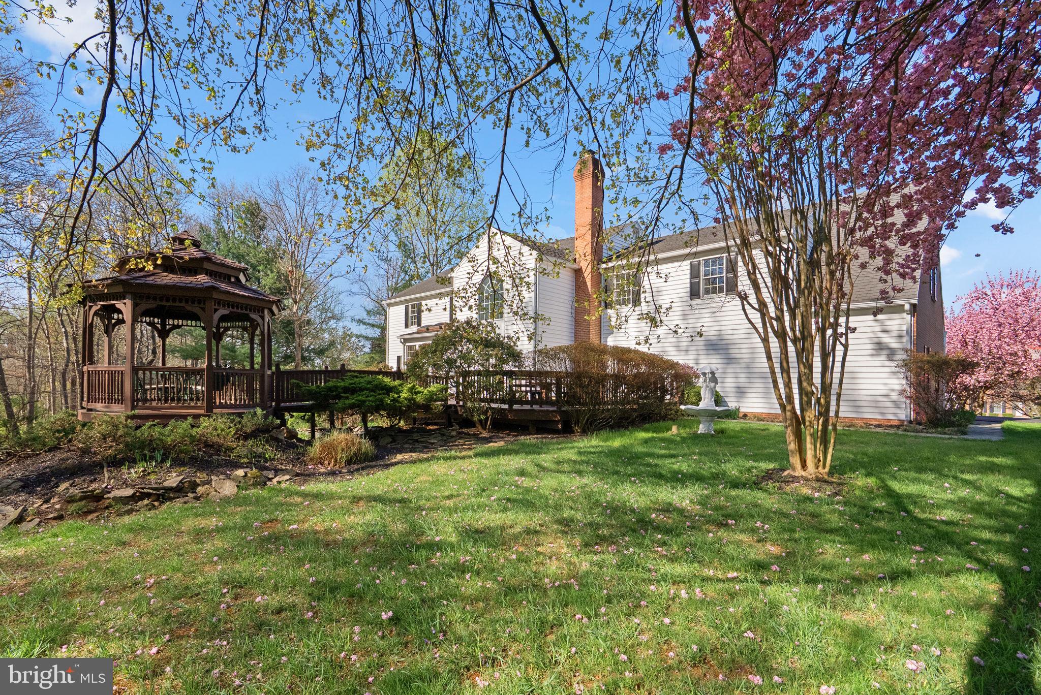 GRANBY WOODS - Residential