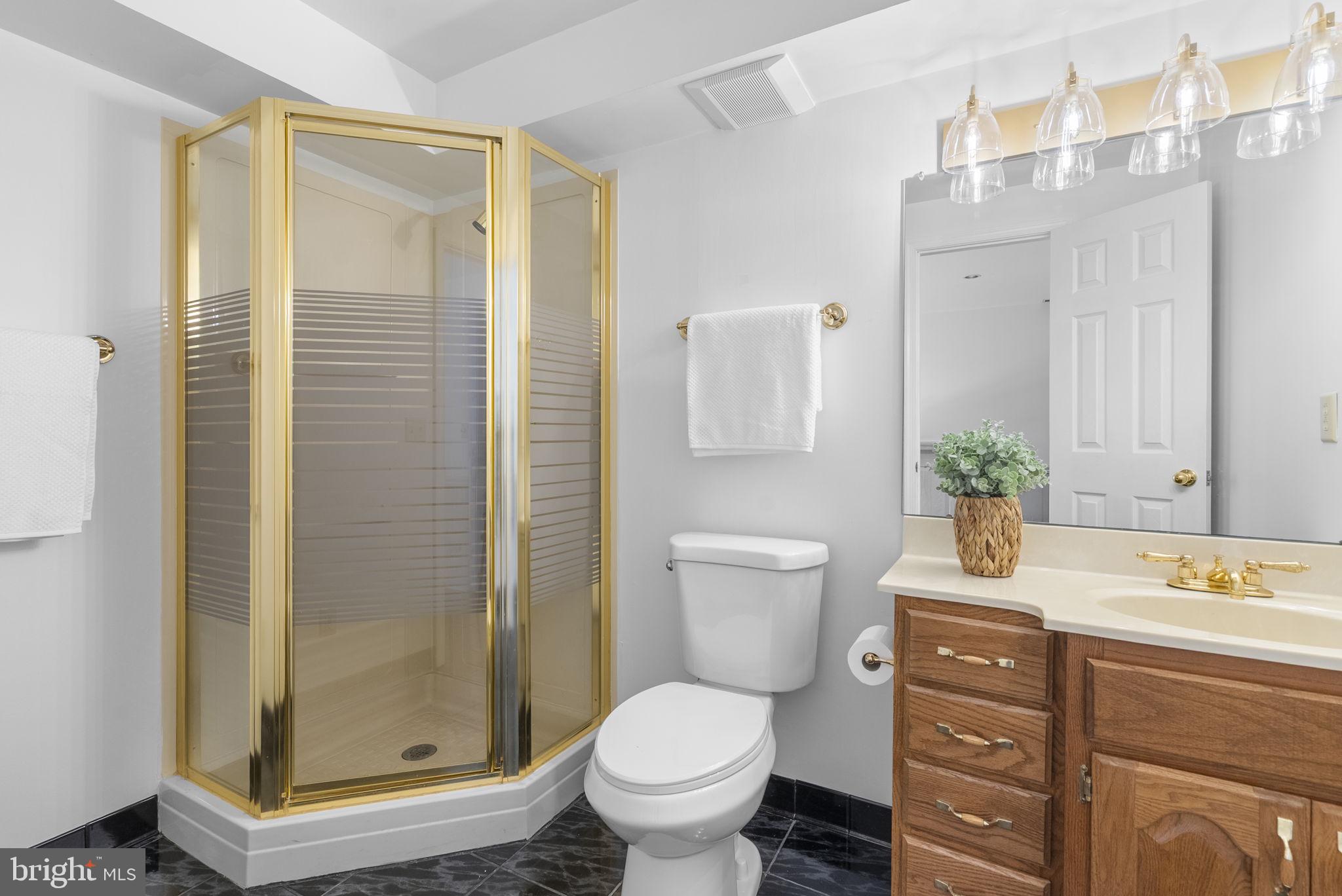 GRANBY WOODS - Residential