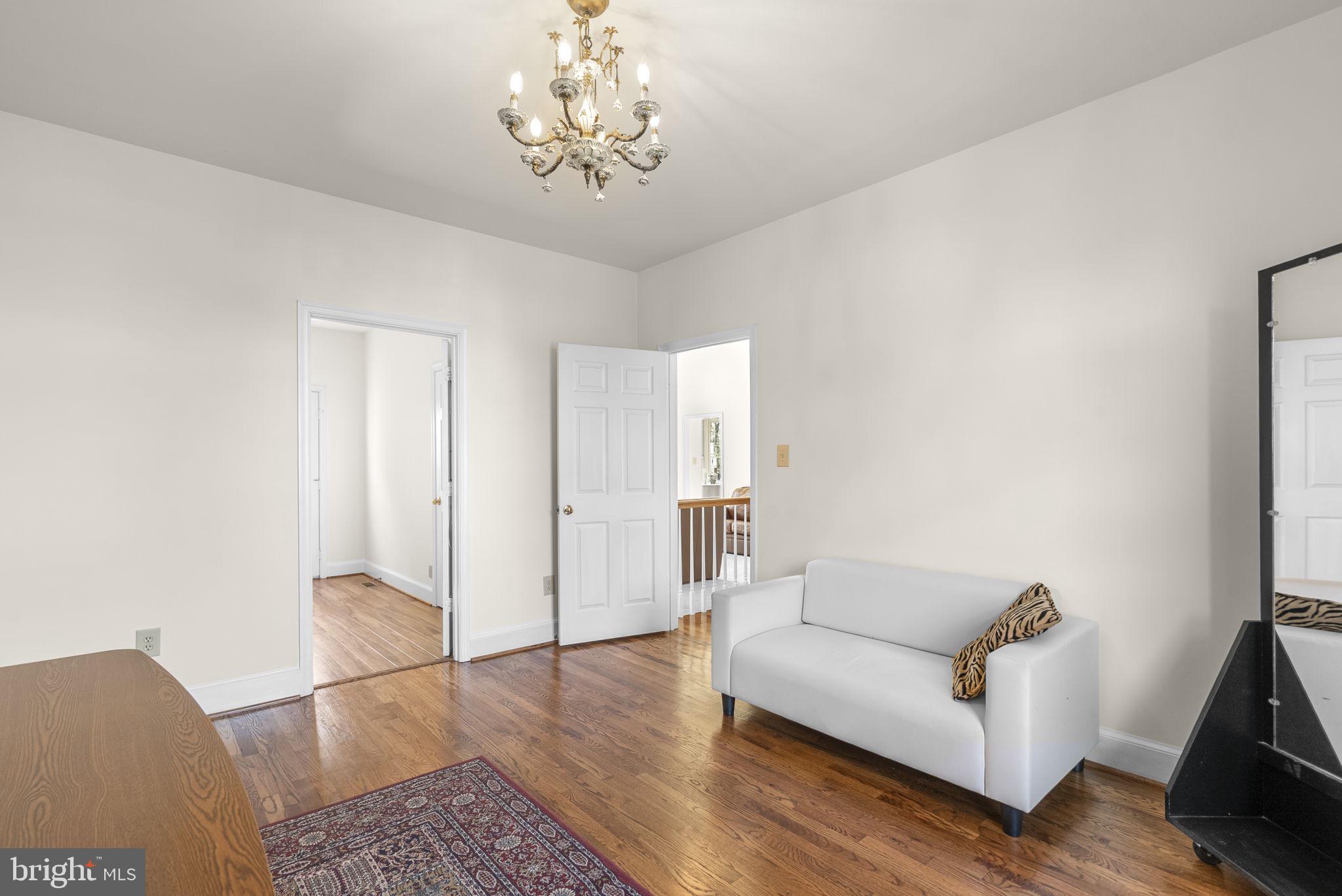 GRANBY WOODS - Residential