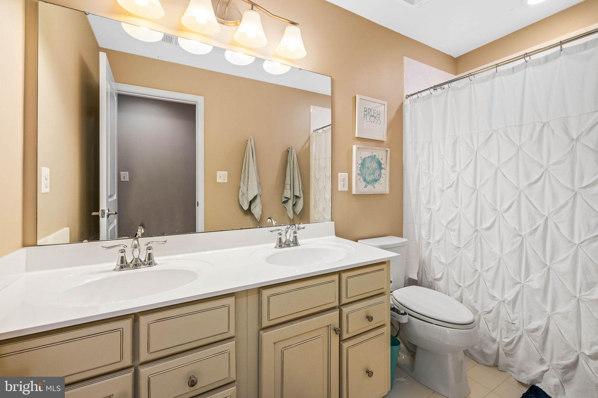 NORTH RIDGE - Residential