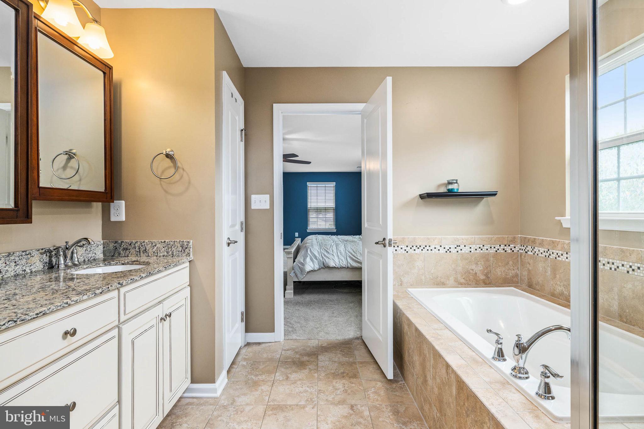 NORTH RIDGE - Residential