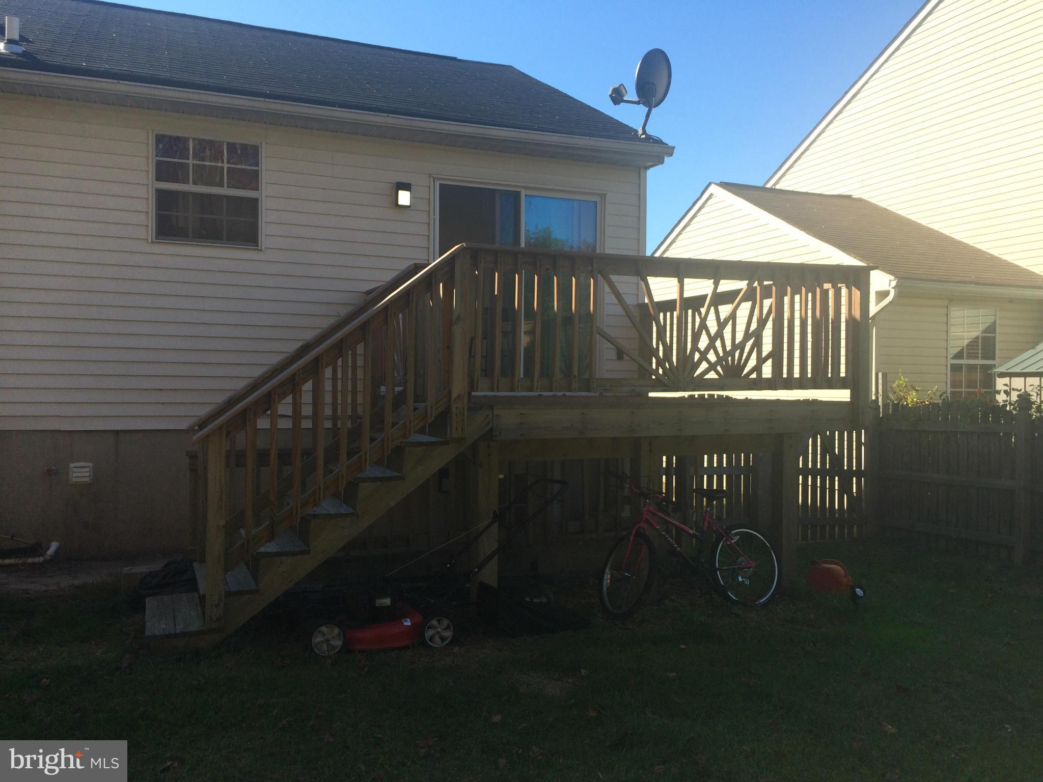 HARBOUR OAKS - Residential Lease