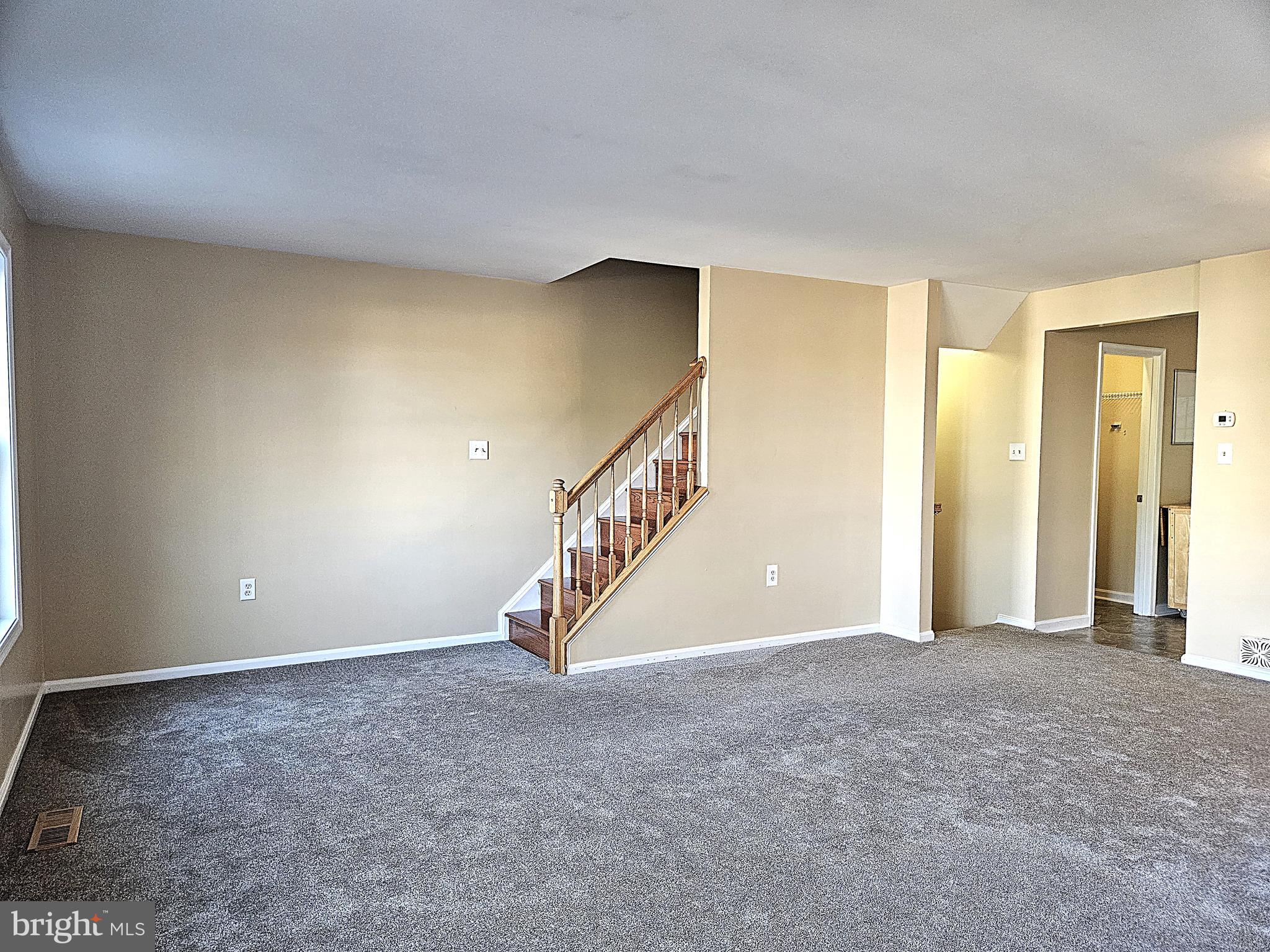 FOXRIDGE - Residential Lease