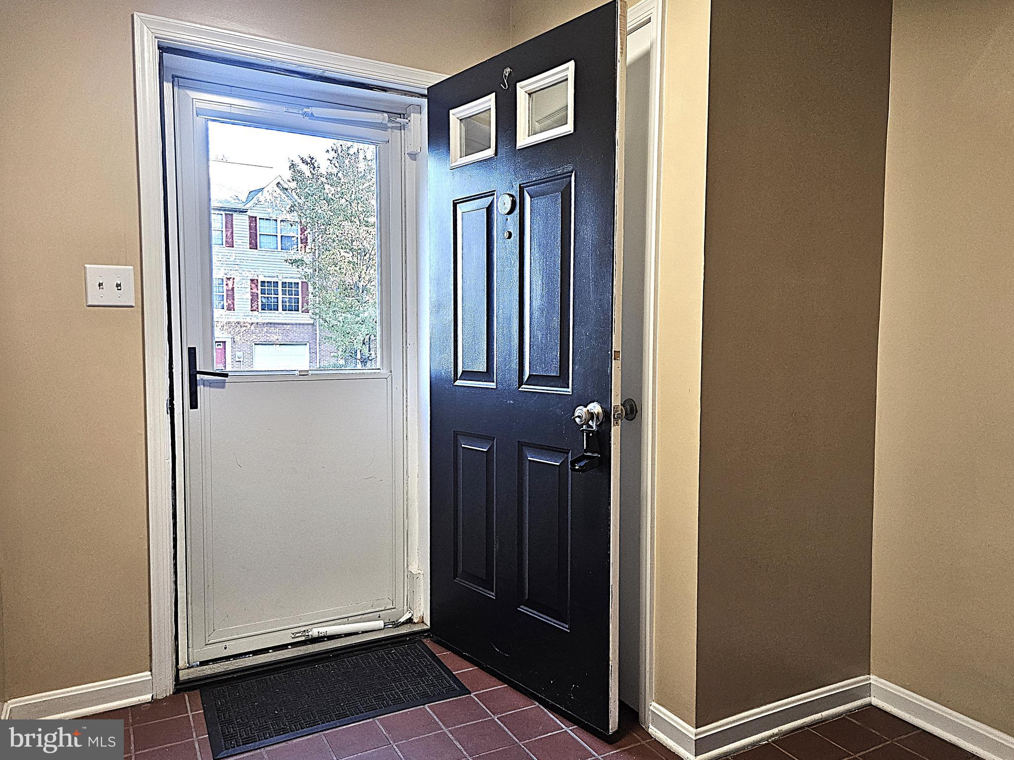 FOXRIDGE - Residential Lease