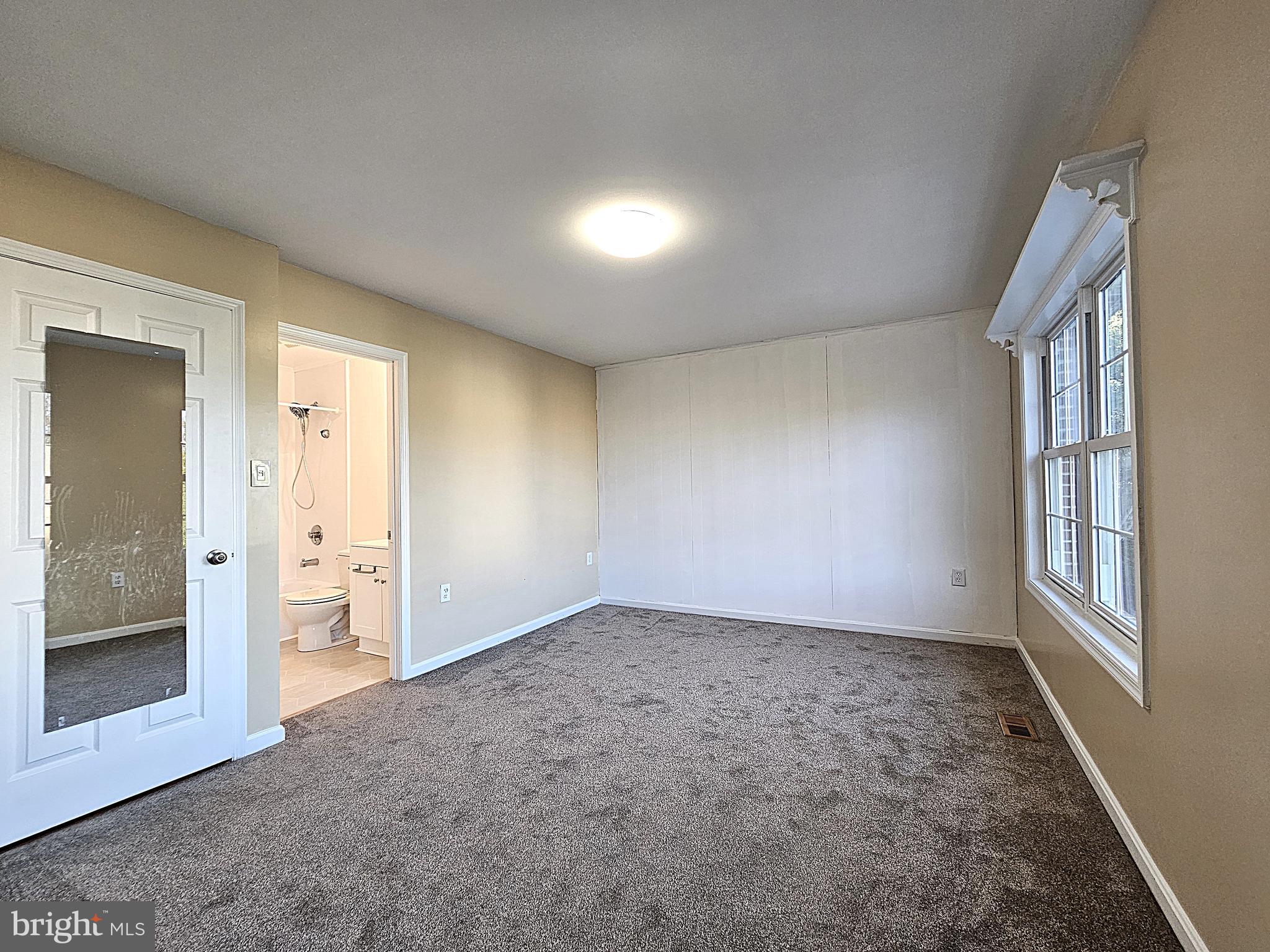 FOXRIDGE - Residential Lease