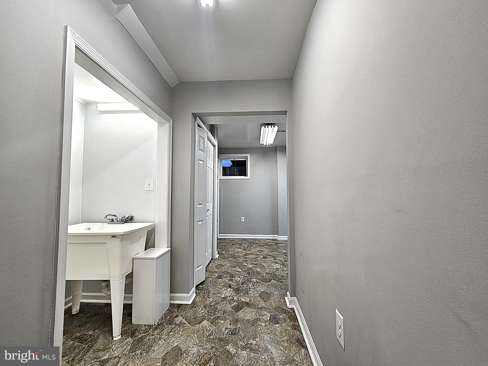 FOXRIDGE - Residential Lease