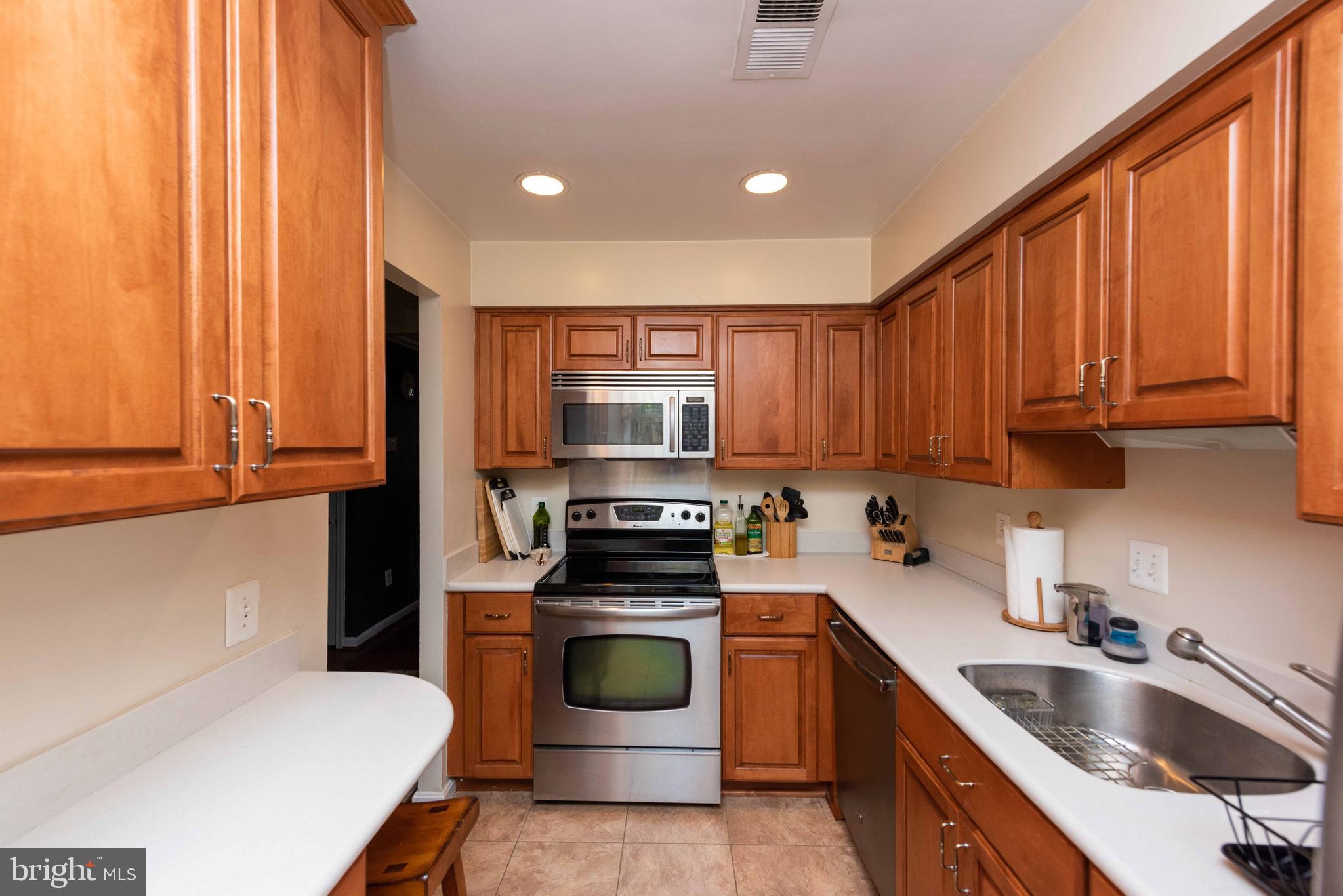 BALLSTON MEWS - Residential Lease