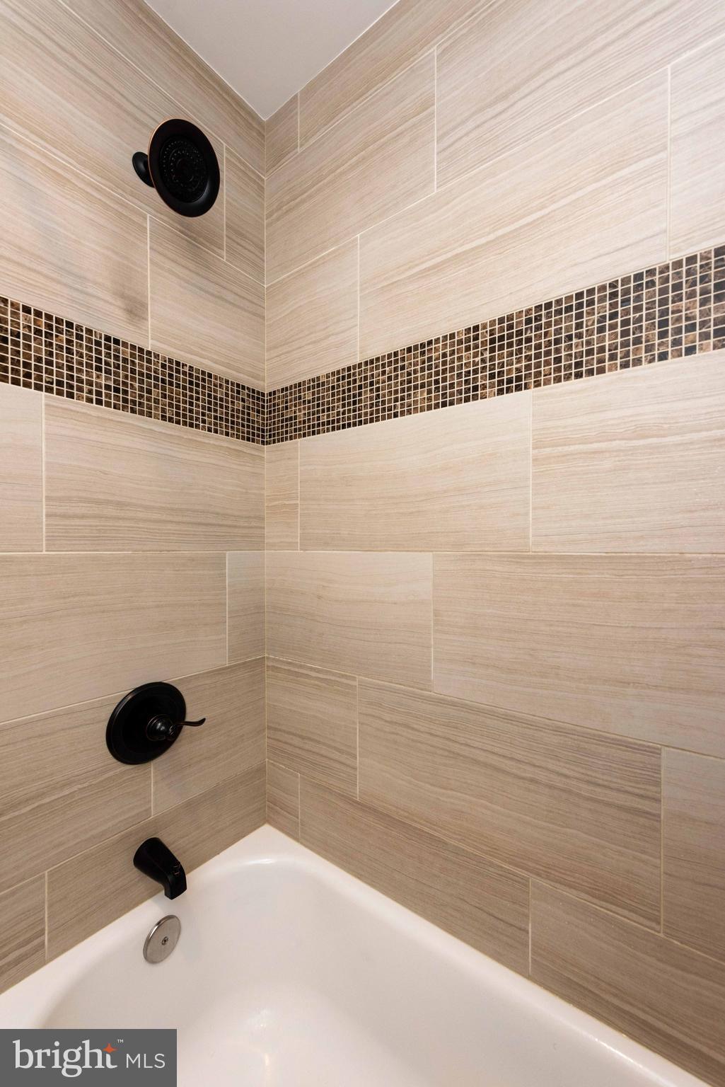 BALLSTON MEWS - Residential Lease