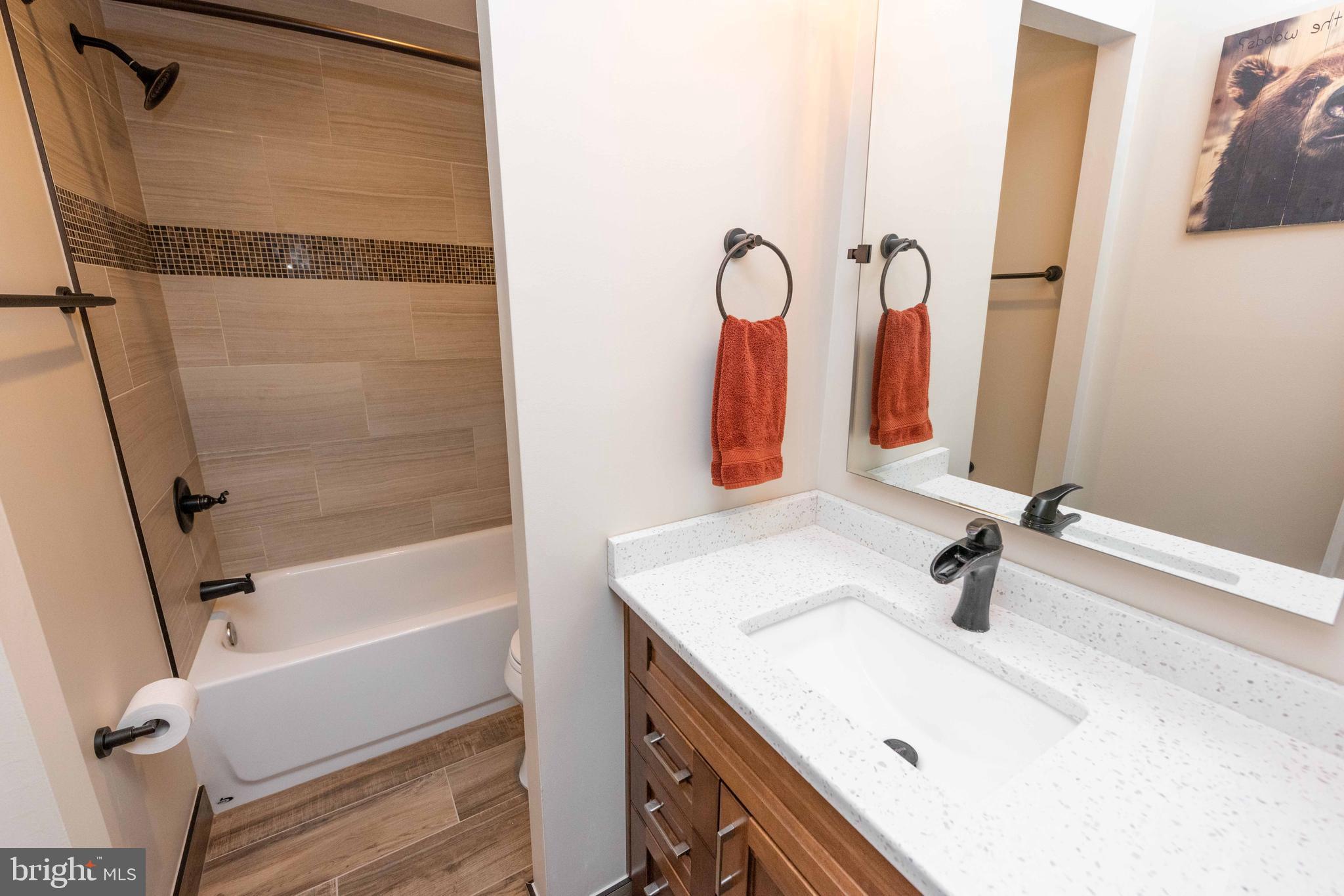 BALLSTON MEWS - Residential Lease