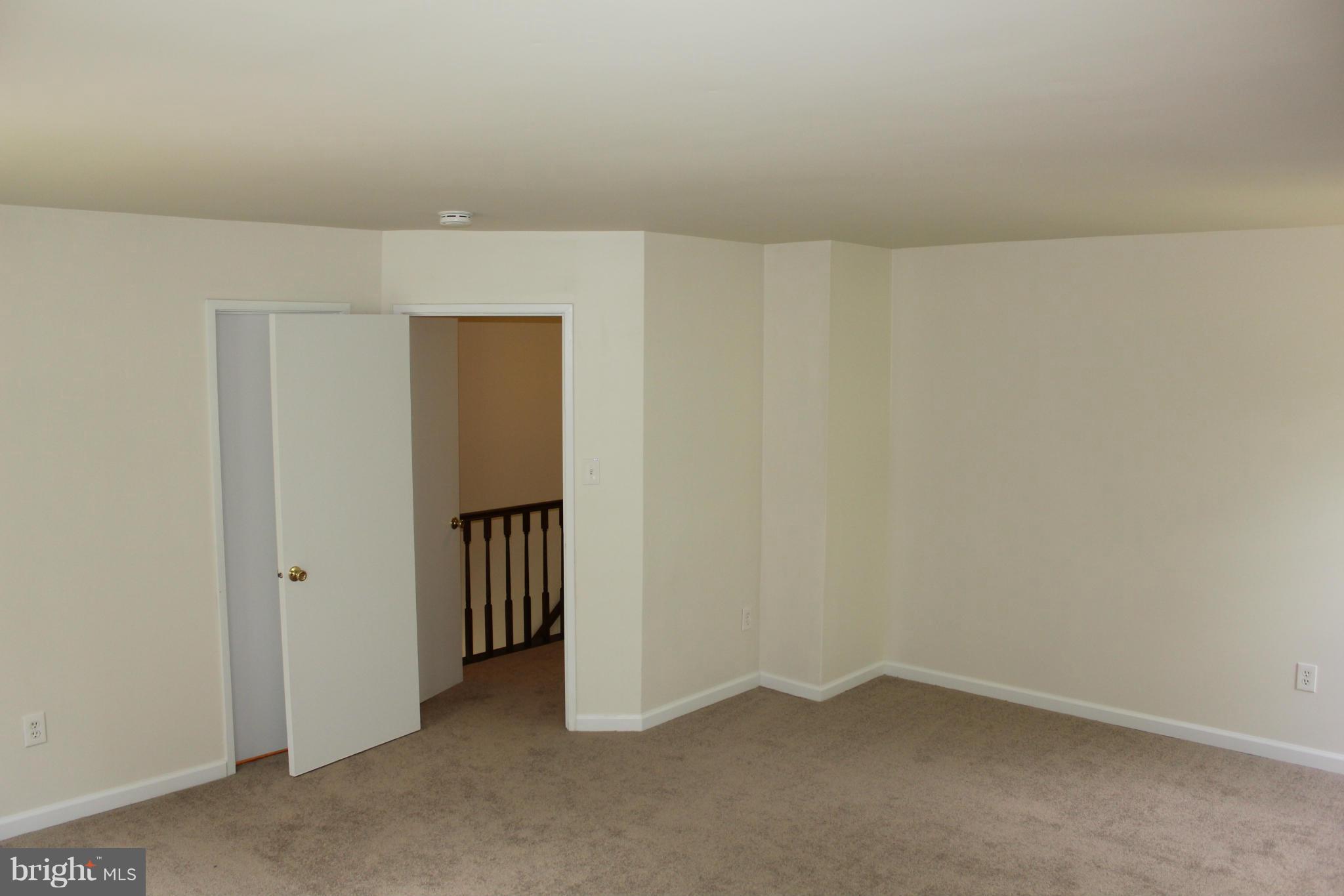 THE MEADOWS OF MANOR FARMS - Residential