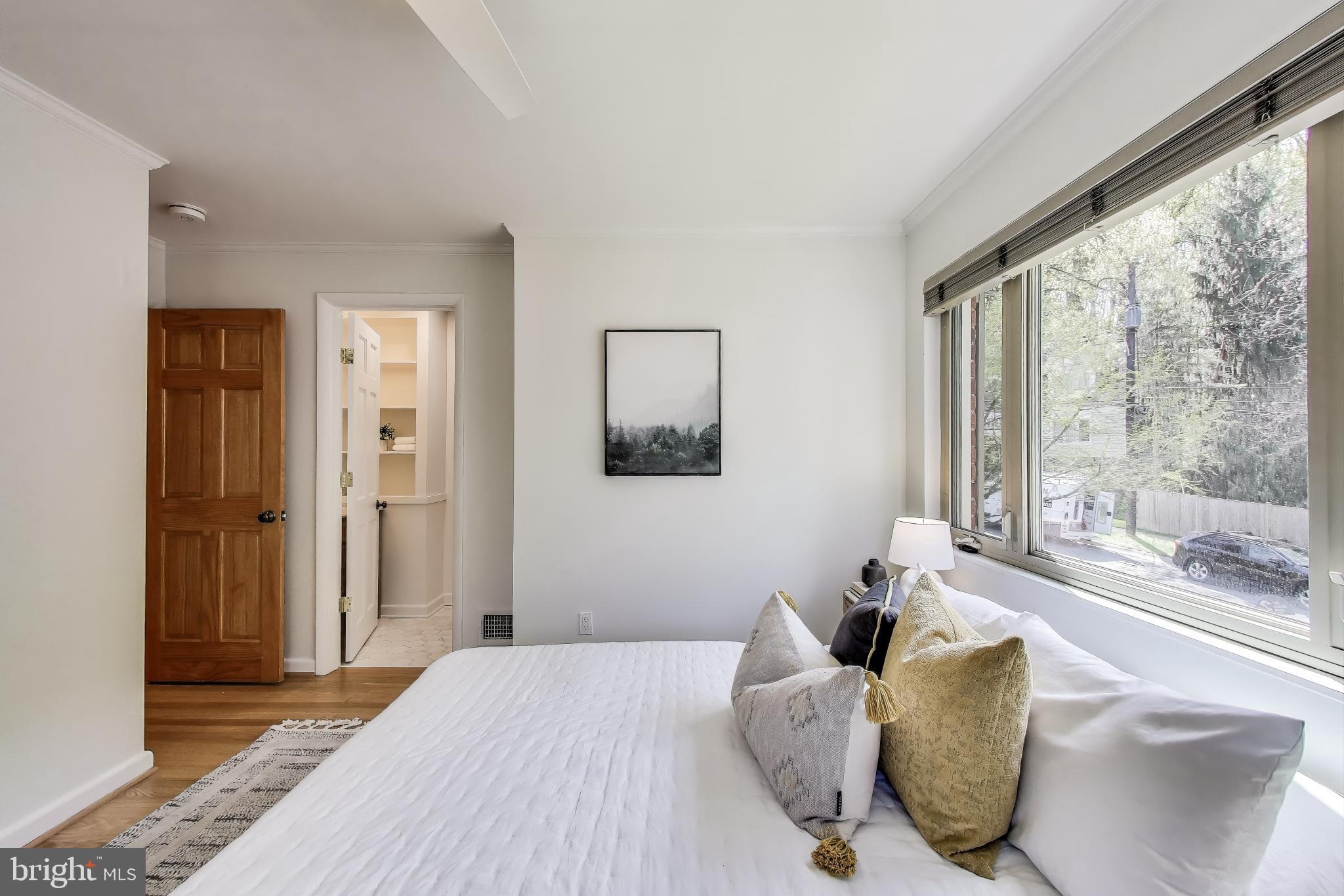 CHEVY CHASE - Residential