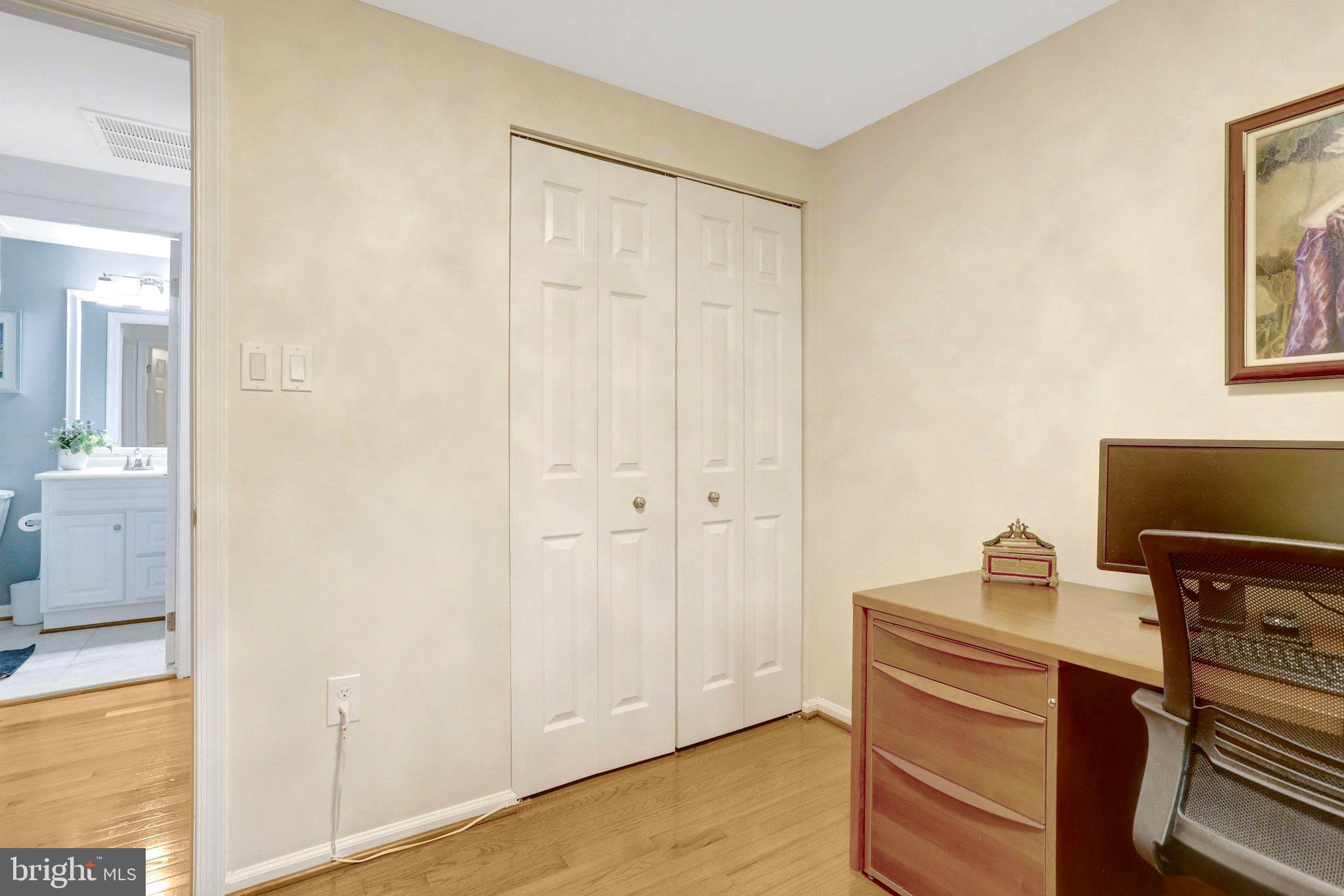 BURKE CENTRE - Residential