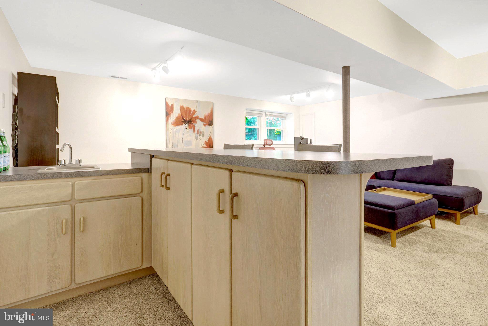 BURKE CENTRE - Residential