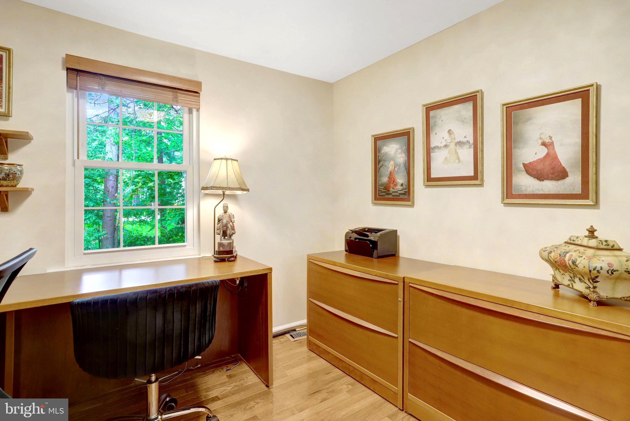 BURKE CENTRE - Residential