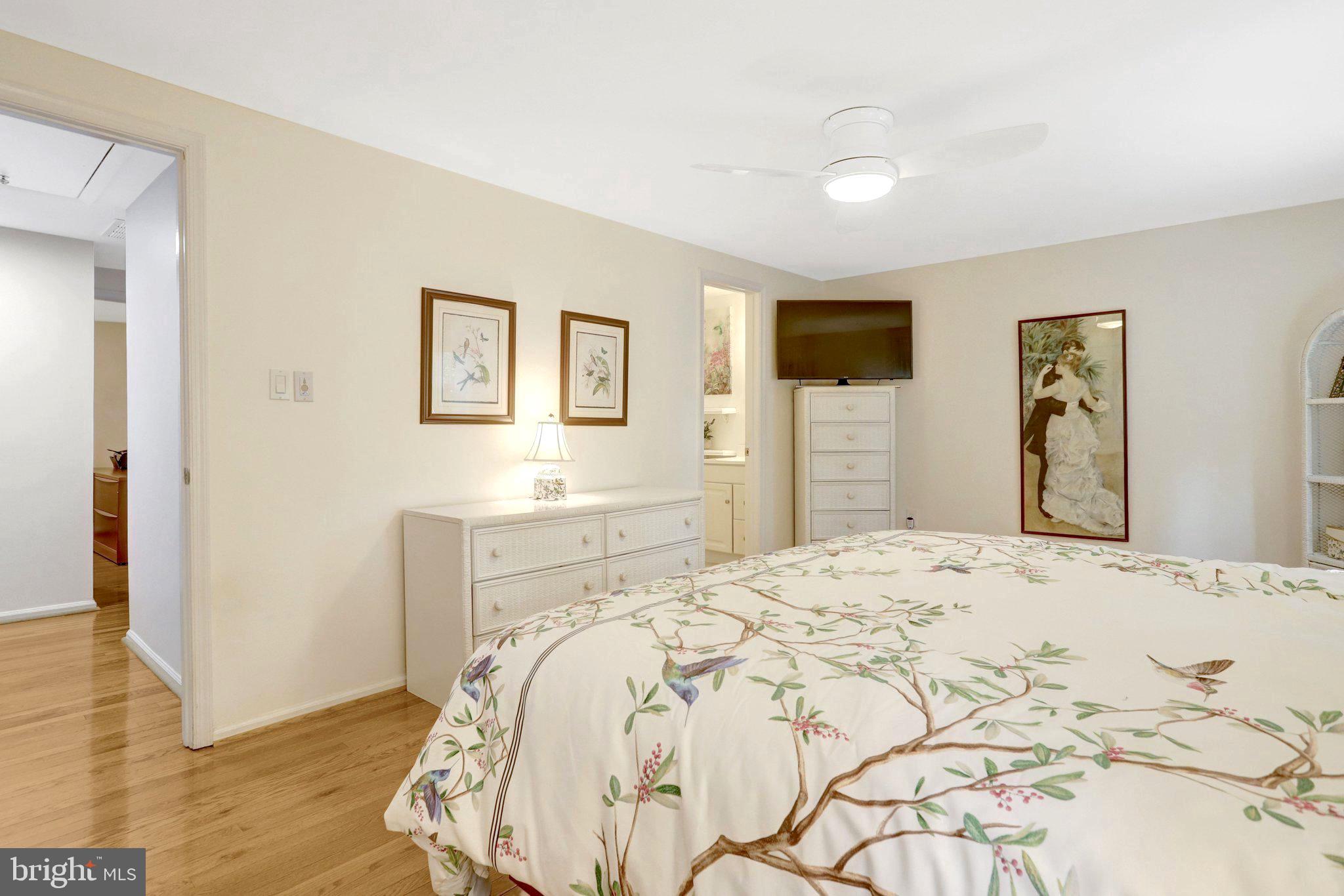 BURKE CENTRE - Residential