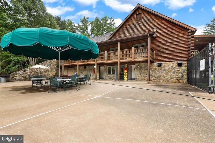 BURKE CENTRE - Residential