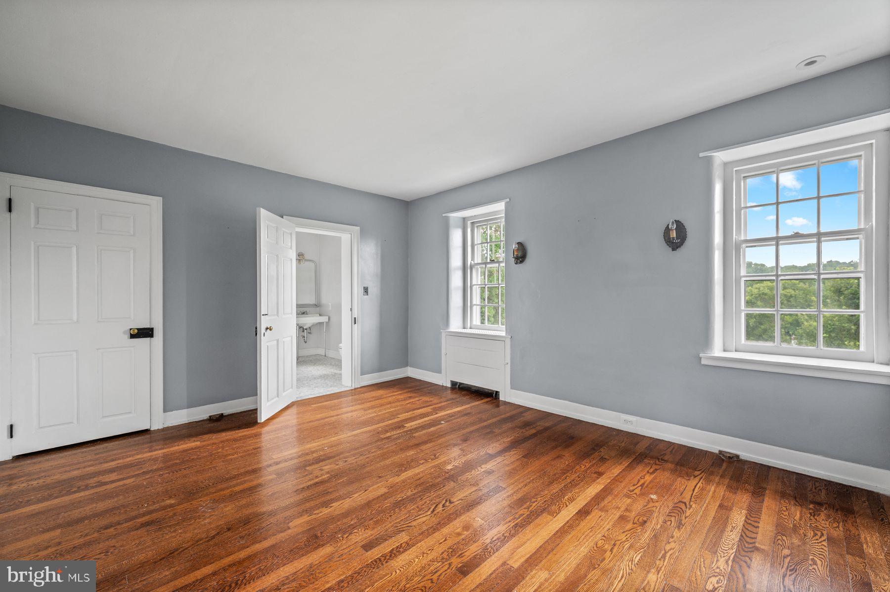 GULPH CREEK - Residential