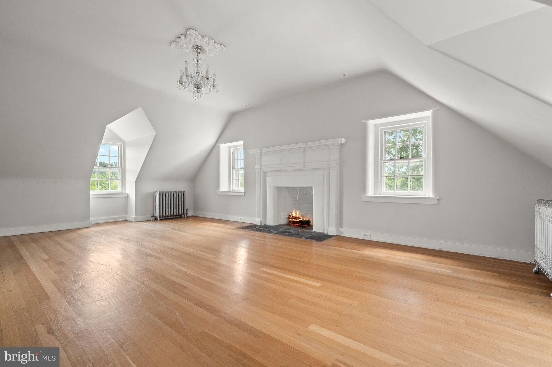 GULPH CREEK - Residential