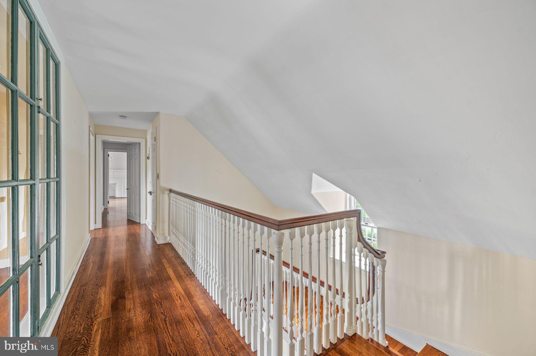 GULPH CREEK - Residential