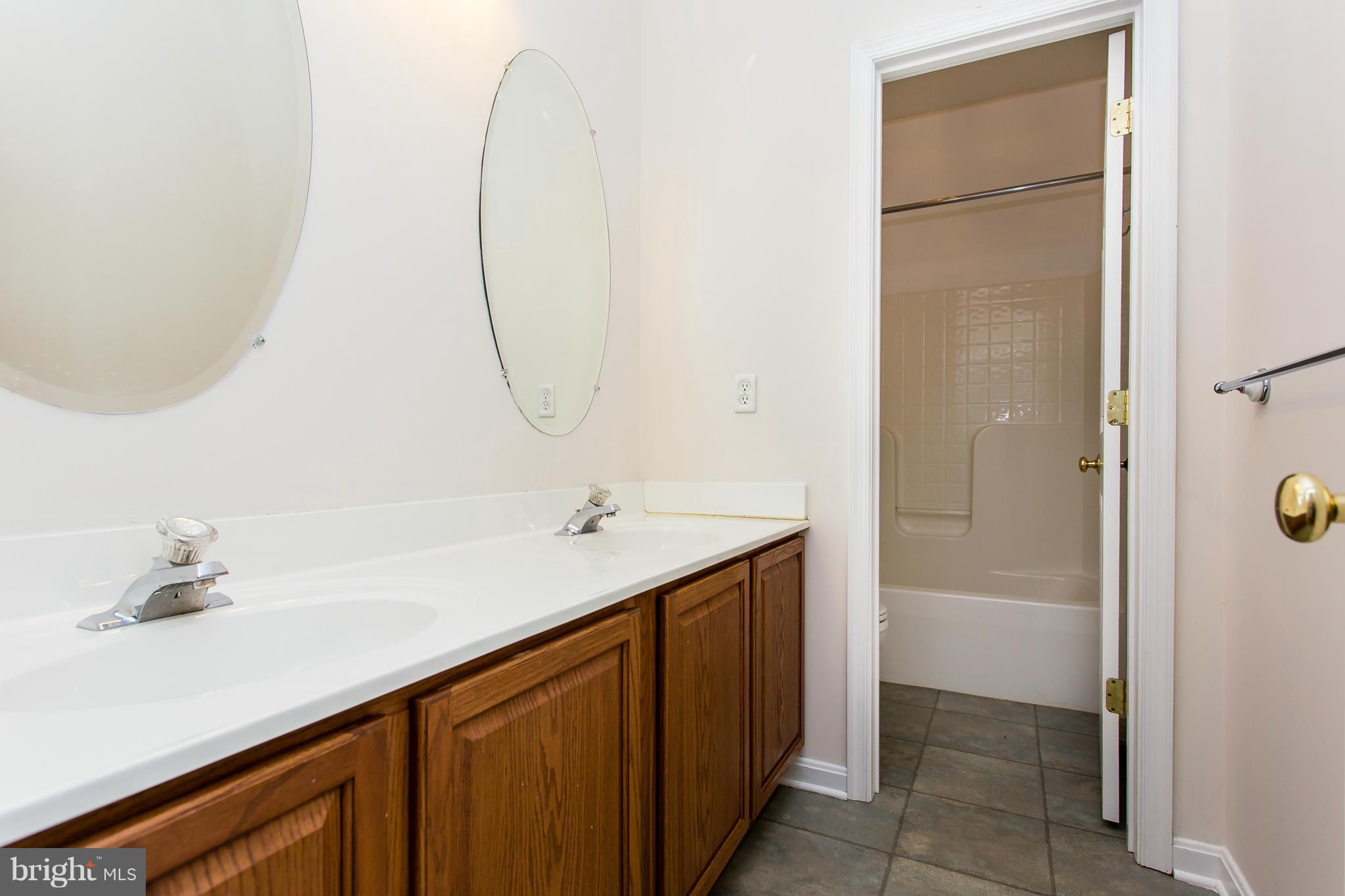 BROOKE RIDGE - Residential