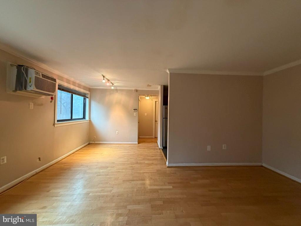 3105 NAYLOR ROAD SE 201