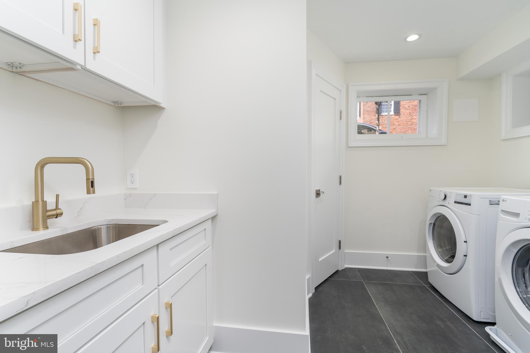 GEORGETOWN - Residential