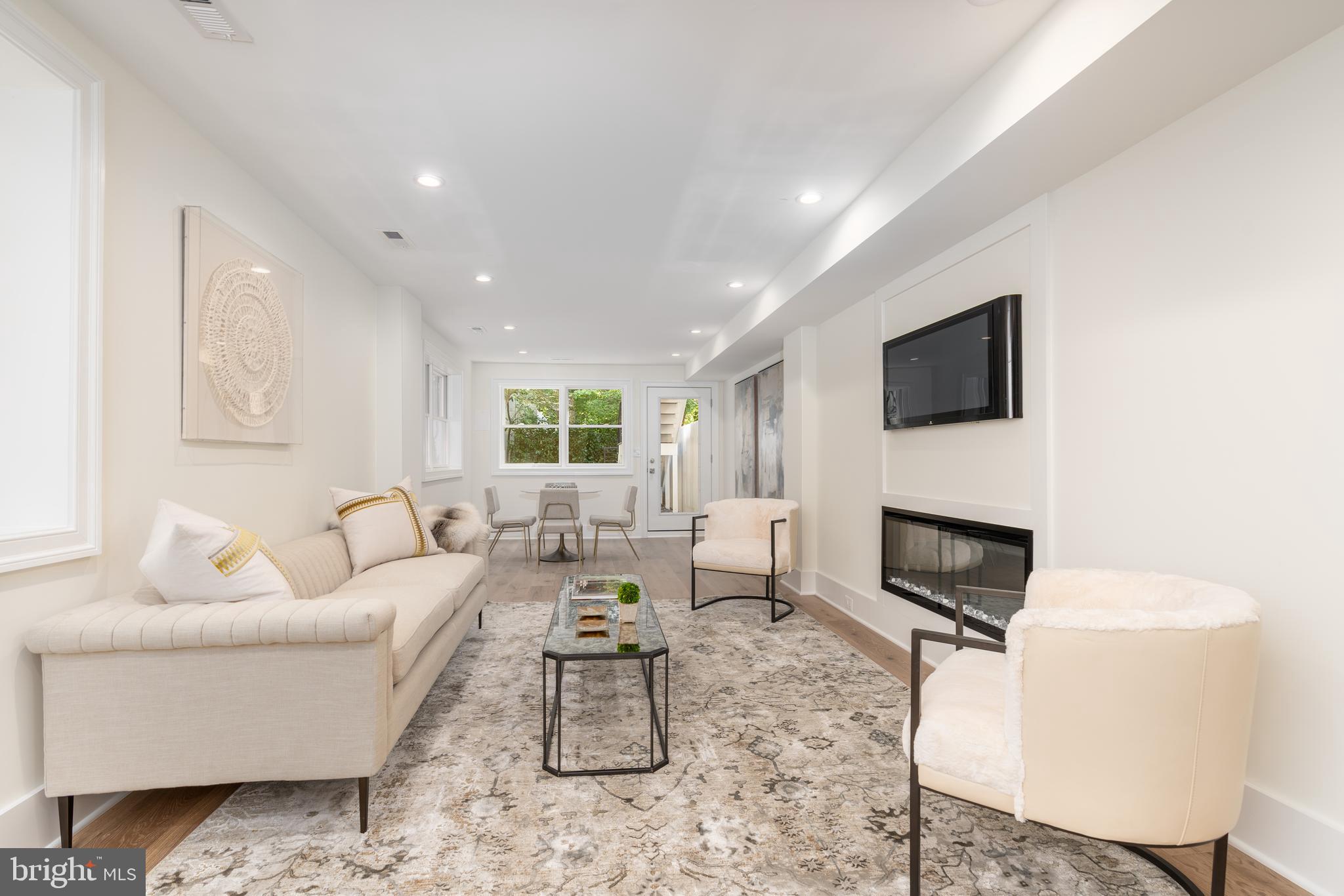 GEORGETOWN - Residential