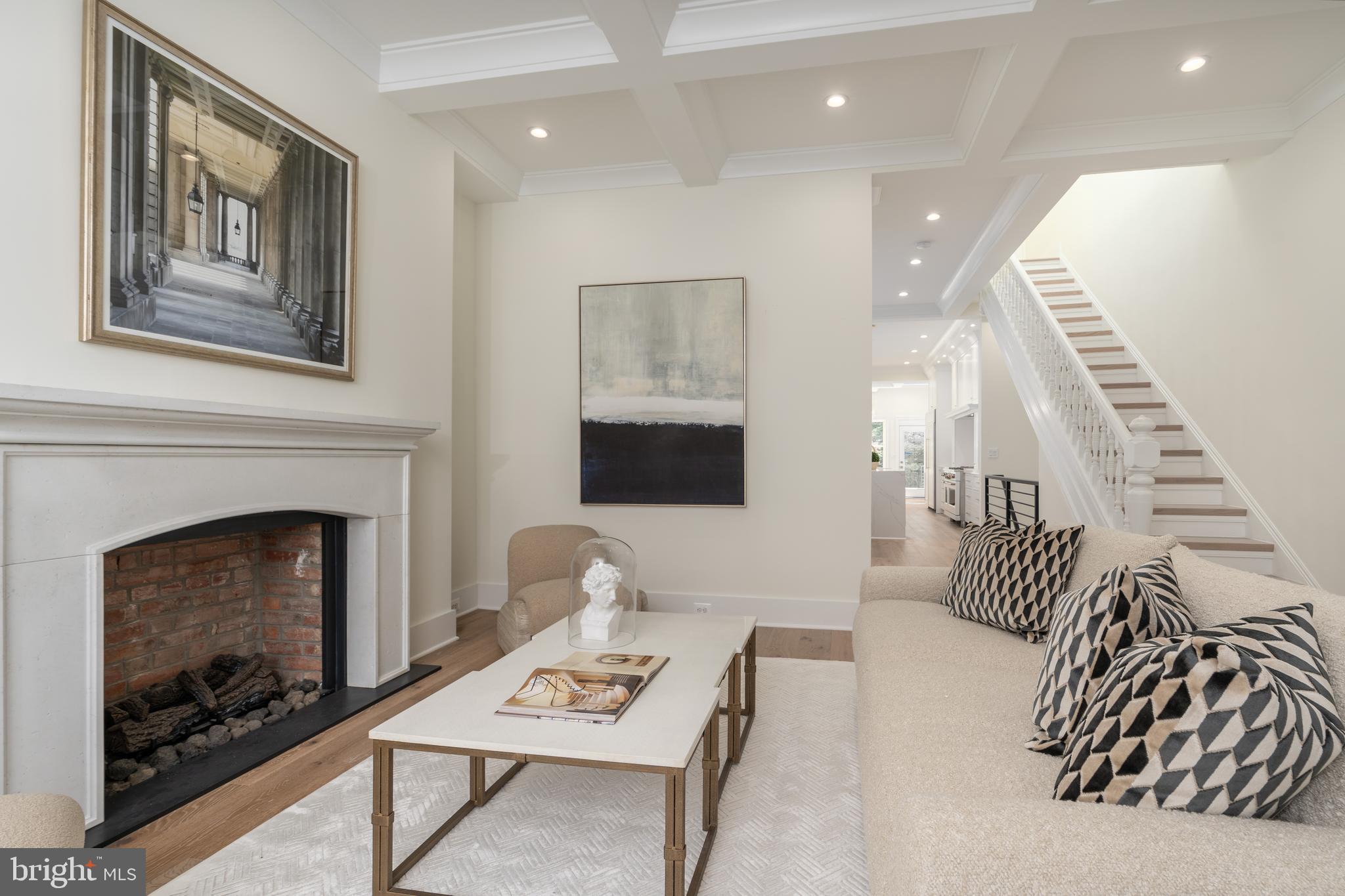 GEORGETOWN - Residential