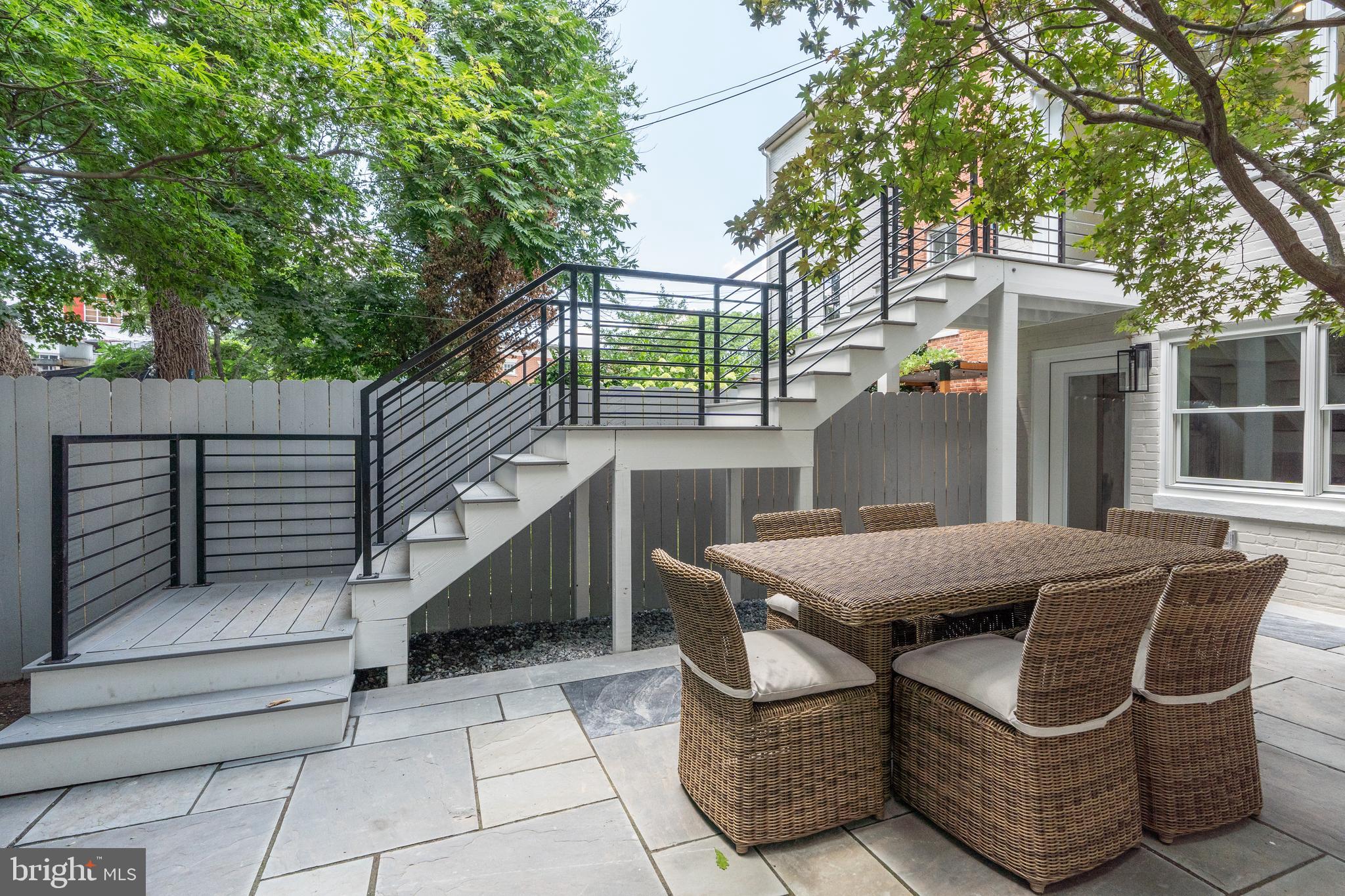 GEORGETOWN - Residential