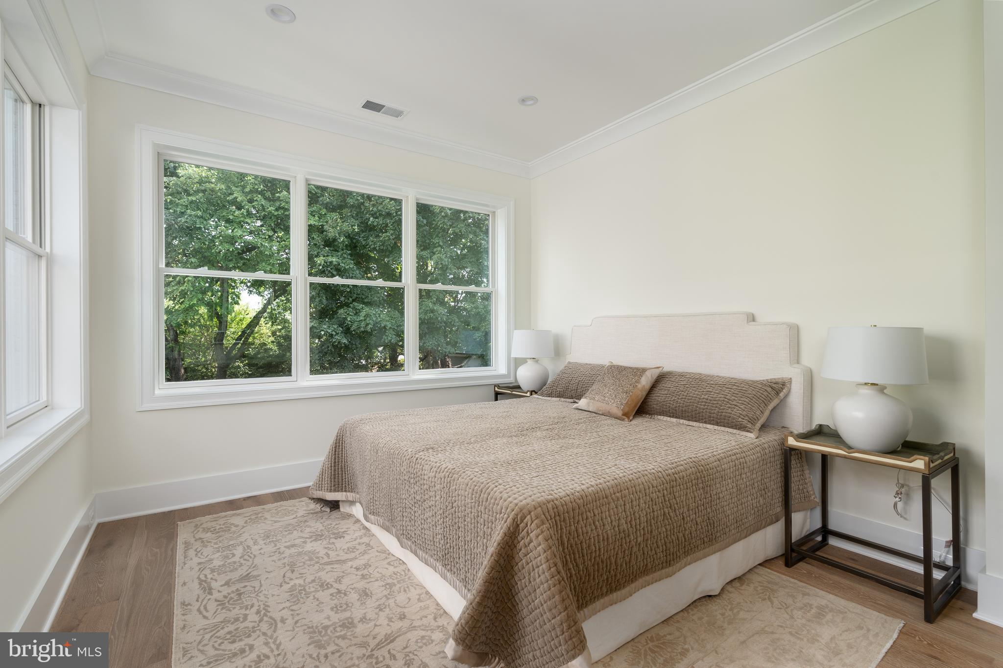 GEORGETOWN - Residential