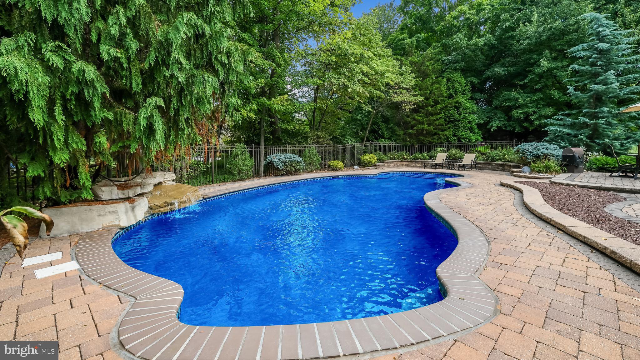 ASH MILL - Residential