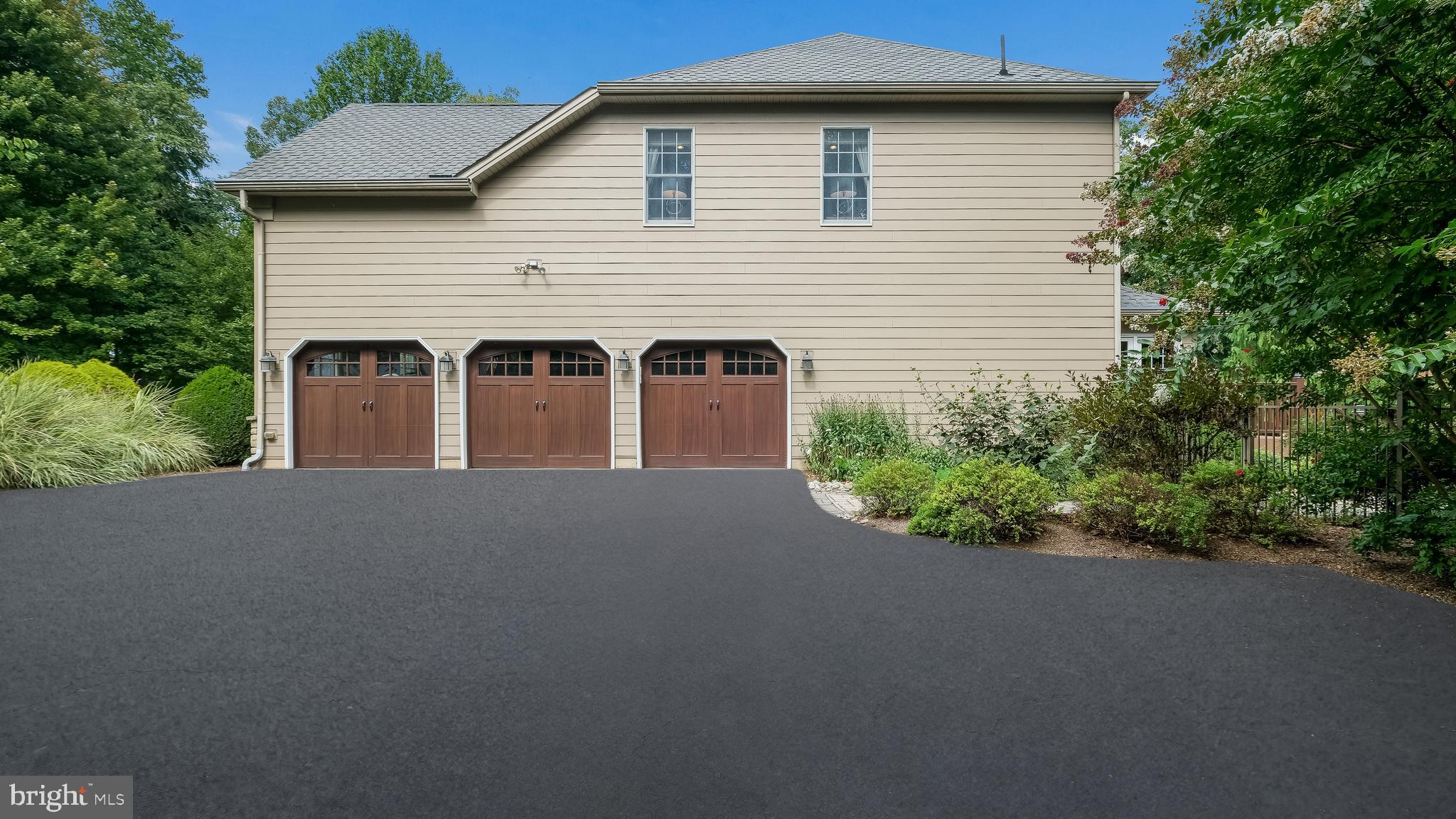 ASH MILL - Residential