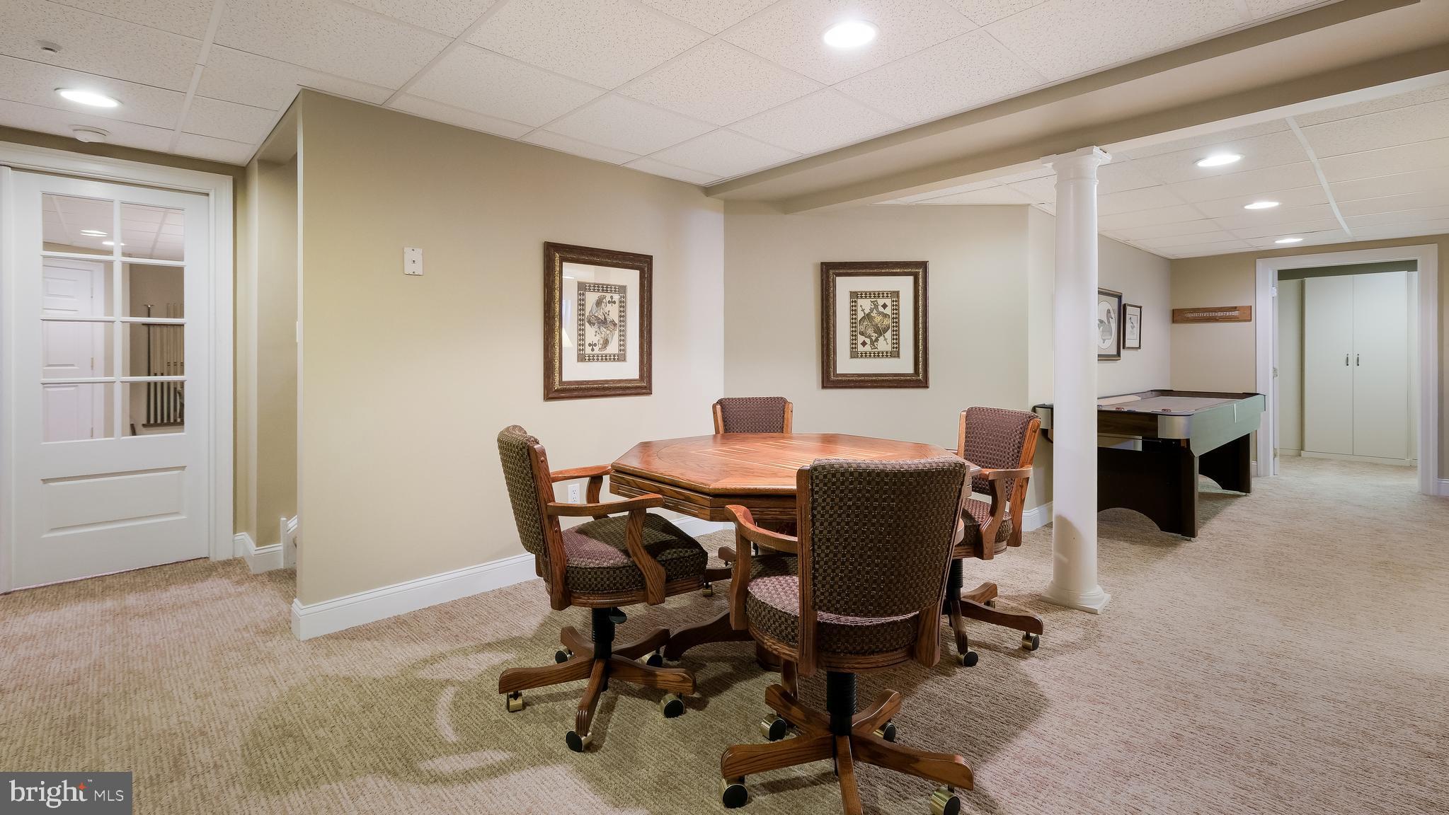 ASH MILL - Residential