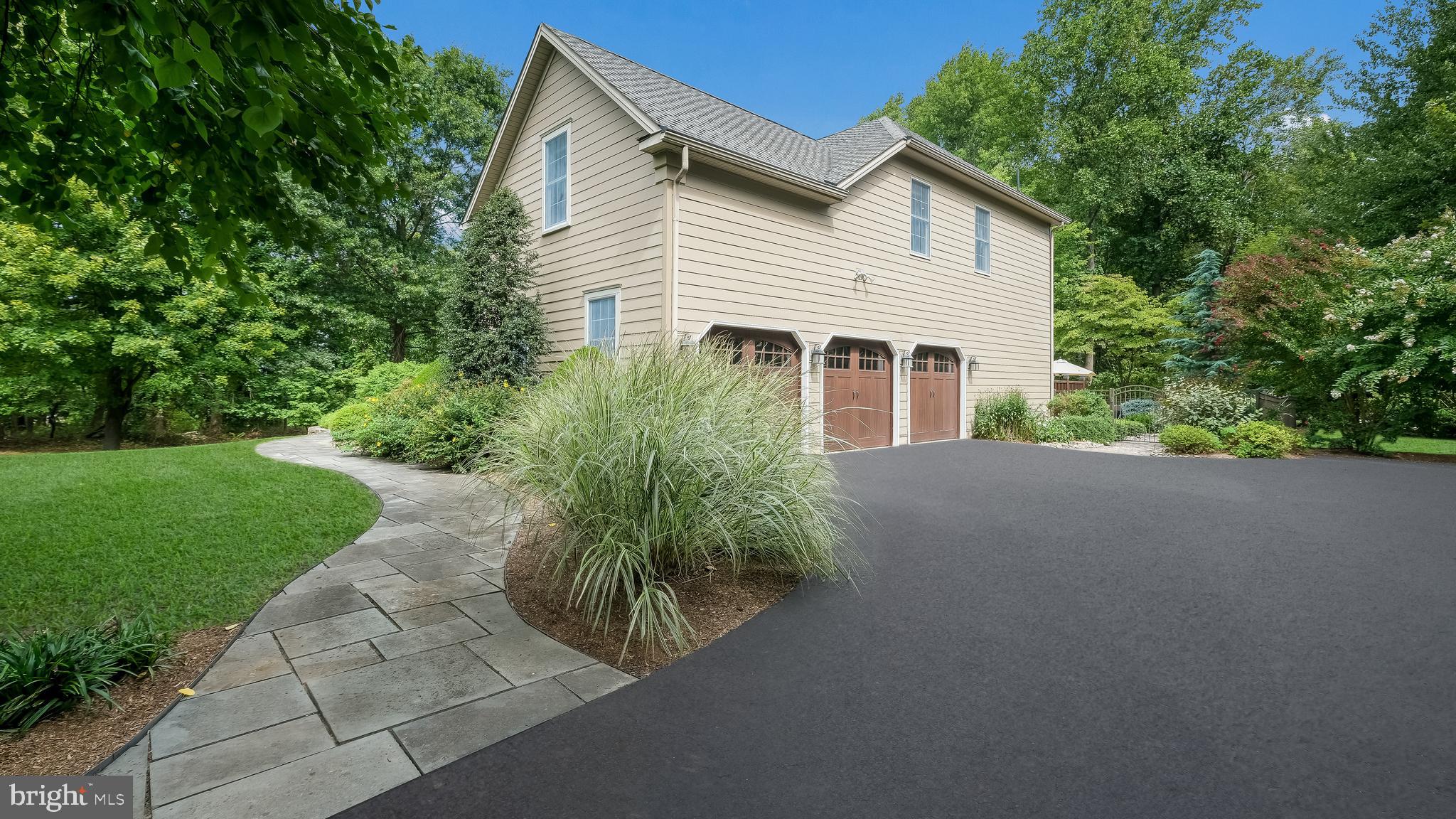 ASH MILL - Residential