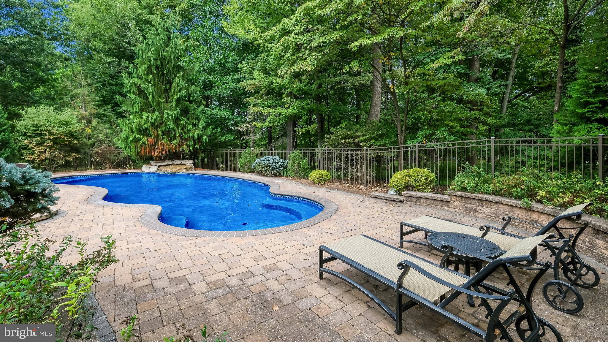 ASH MILL - Residential