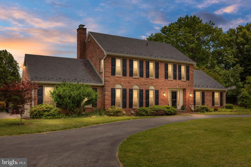 Stately, traditional, amazingly detailed. A true Middleburg classic.  This 4 bedroom/3.5 bath Colonial has a dream kitchen, recently remodeled upstairs bath,  stunning pool and spa, 3-stall barn, and a picture-perfect  setting.   The slate roof with snow angels is exceptional.  Fantastic circular driveway.  All 4 sides of this home are brick.  Enjoy the 3 acres of this fully usable flat lot  And just minutes to one of the most iconic and charming  horse-country downtowns you could find!