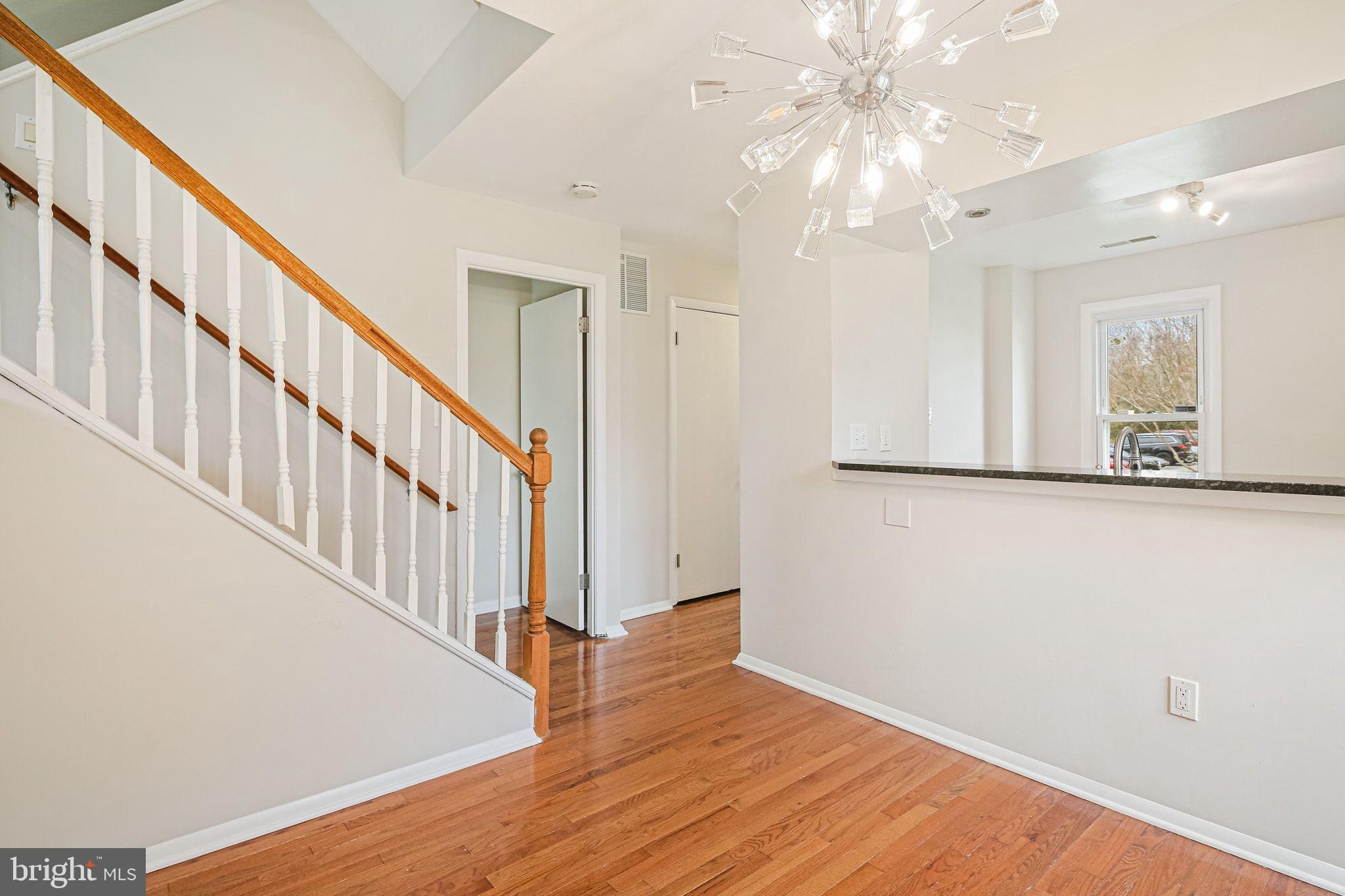 9304 CANTERBURY RIDING 21