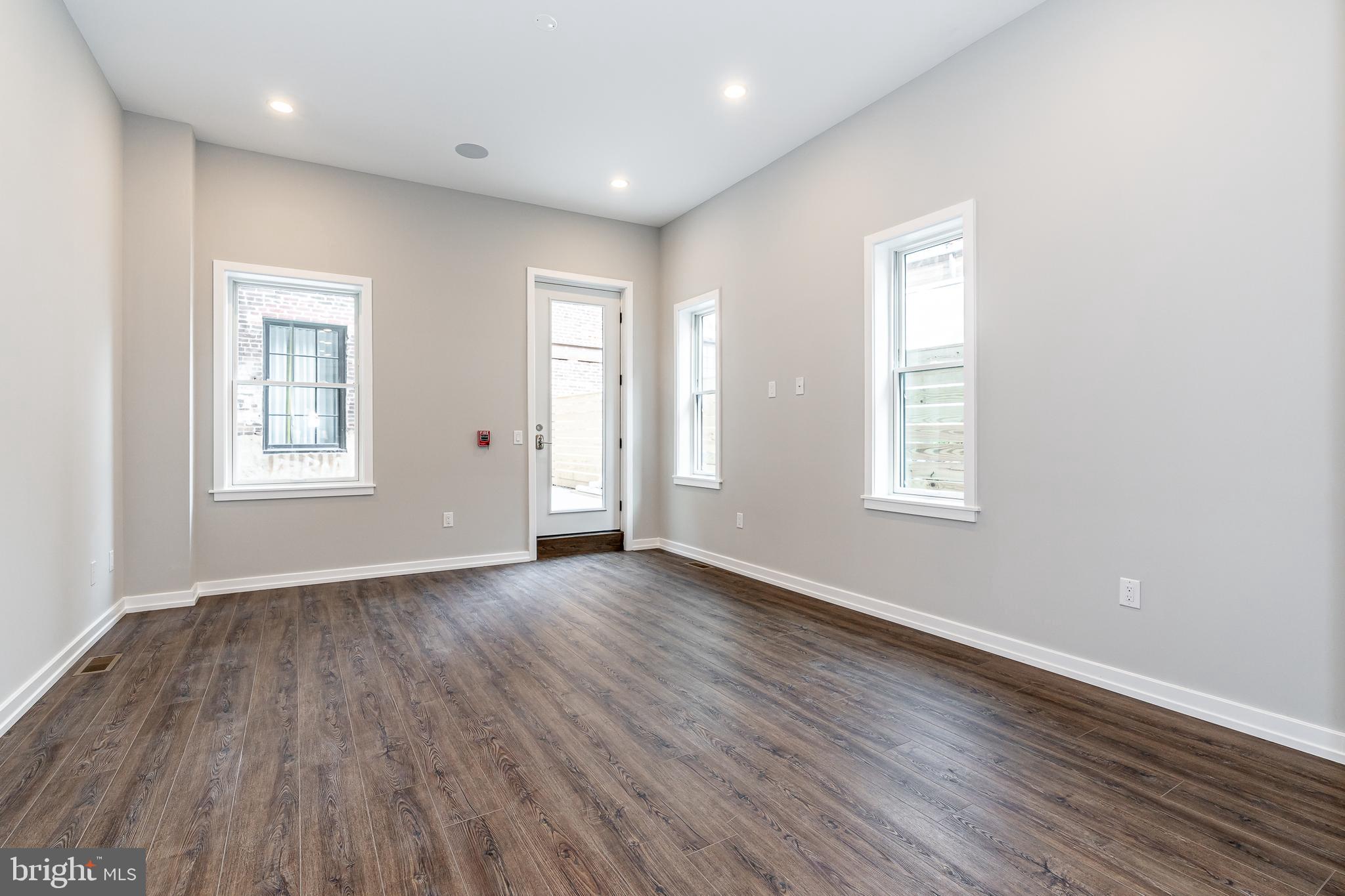 FISHTOWN - Residential Lease