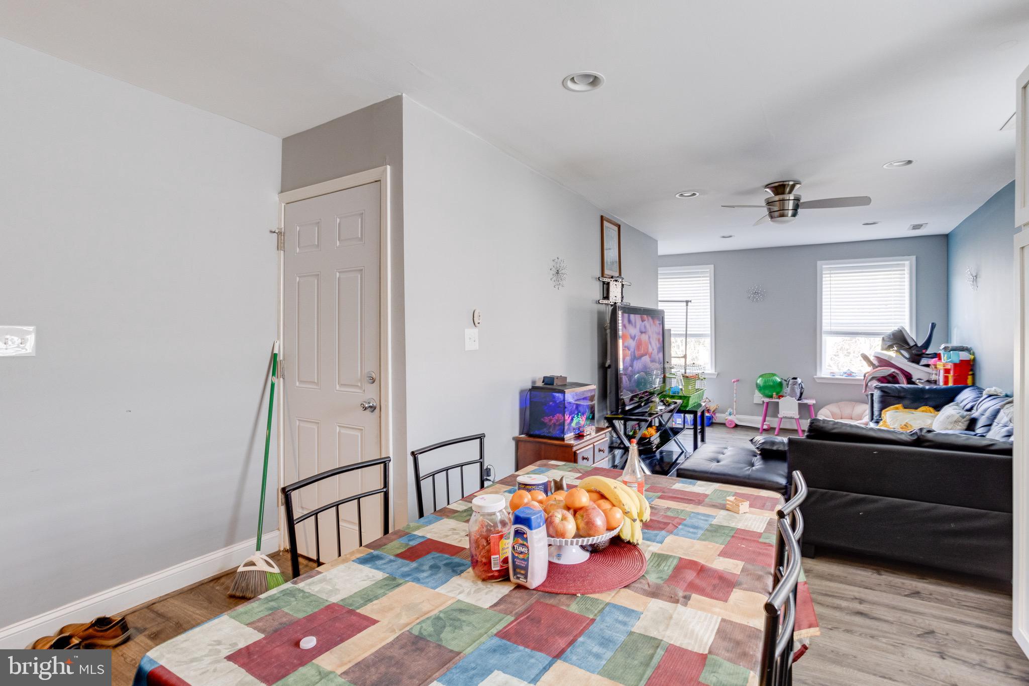 UNION SQUARE - Residential Income