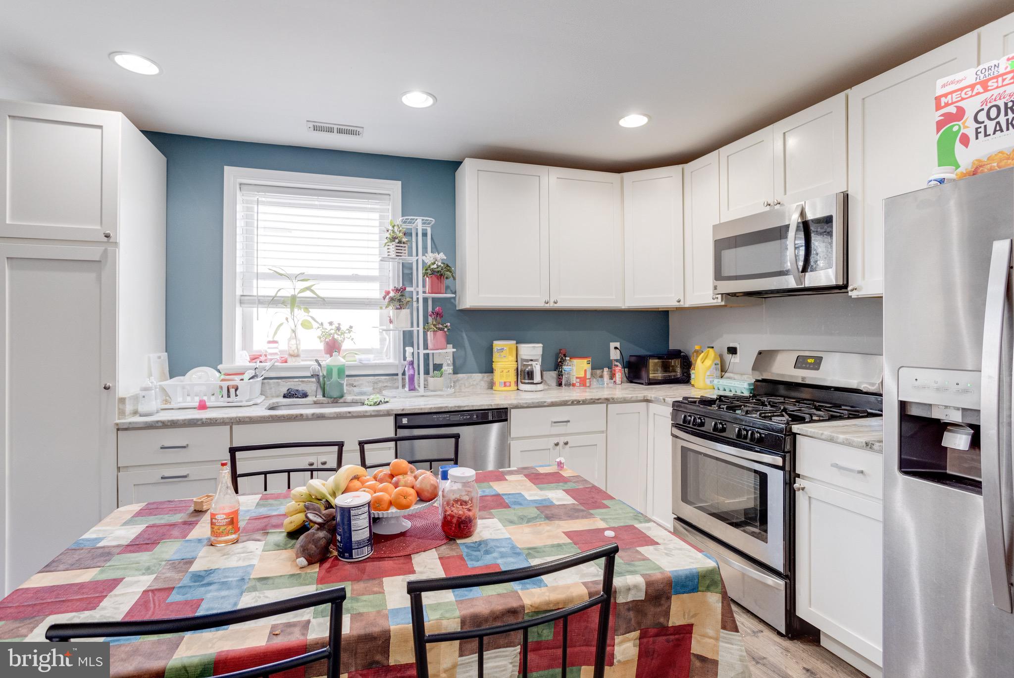 UNION SQUARE - Residential Income