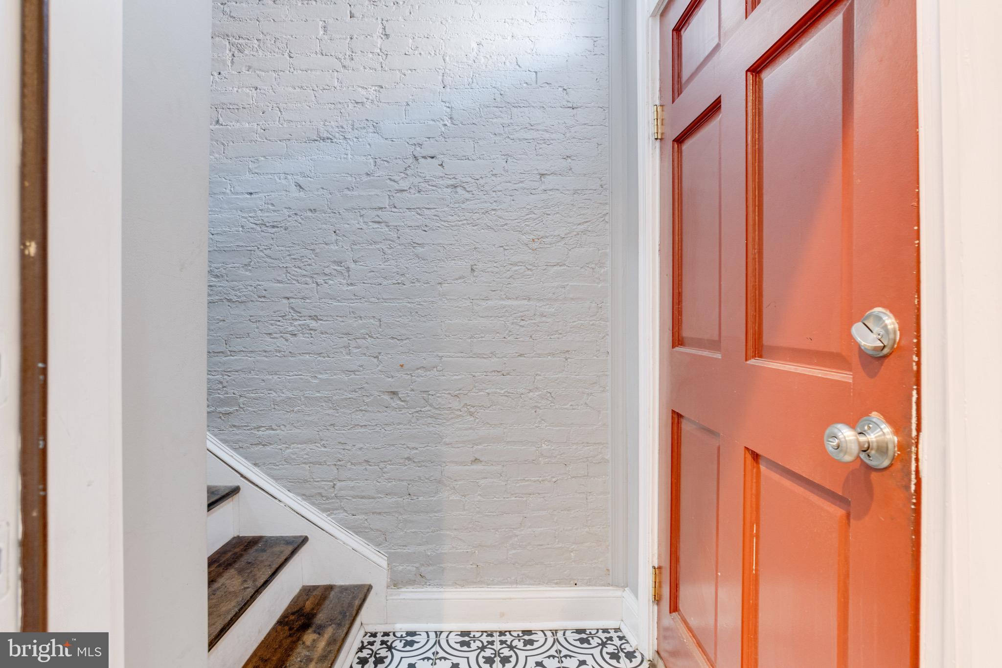 UNION SQUARE - Residential Income