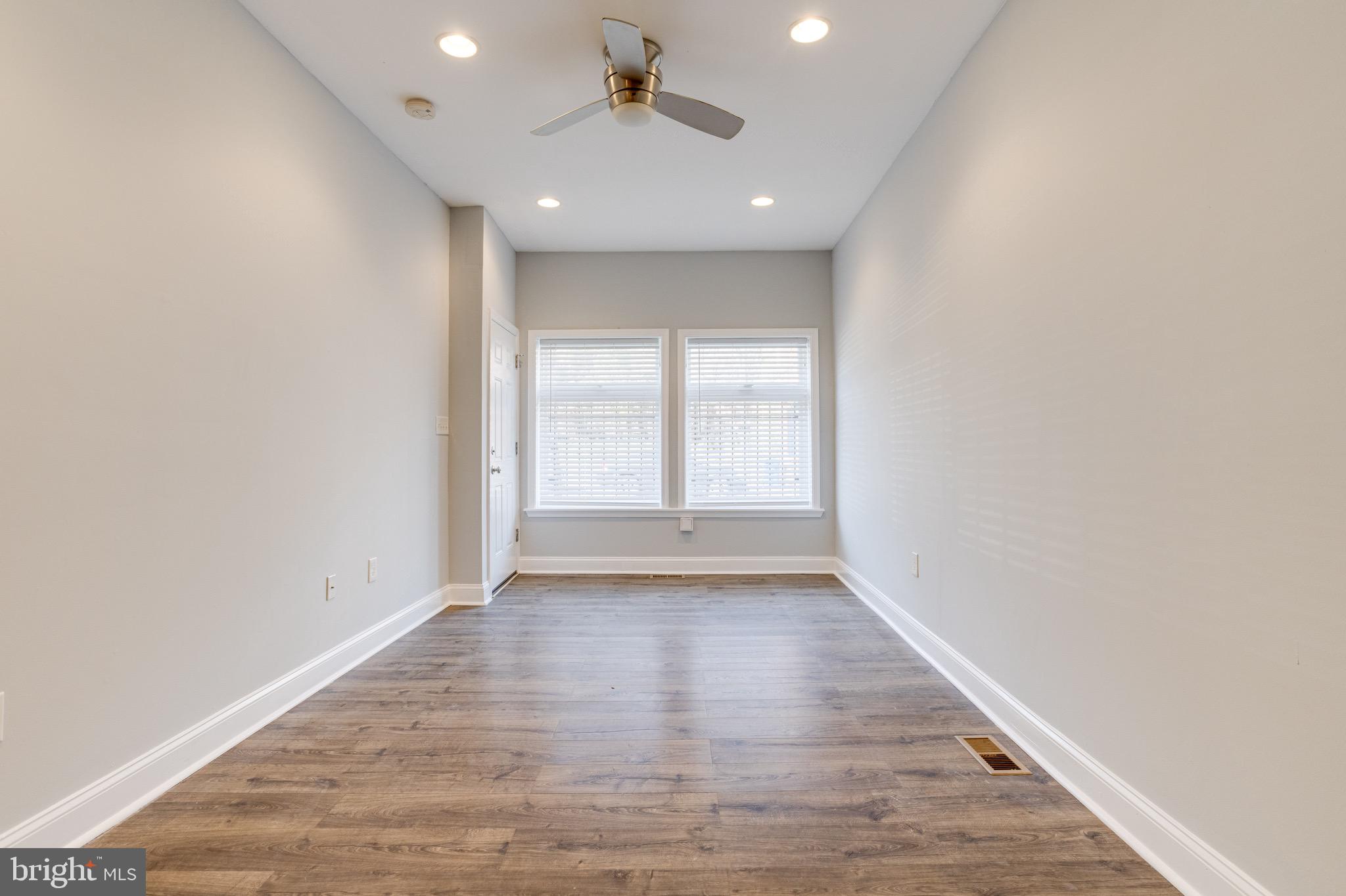 UNION SQUARE - Residential Income