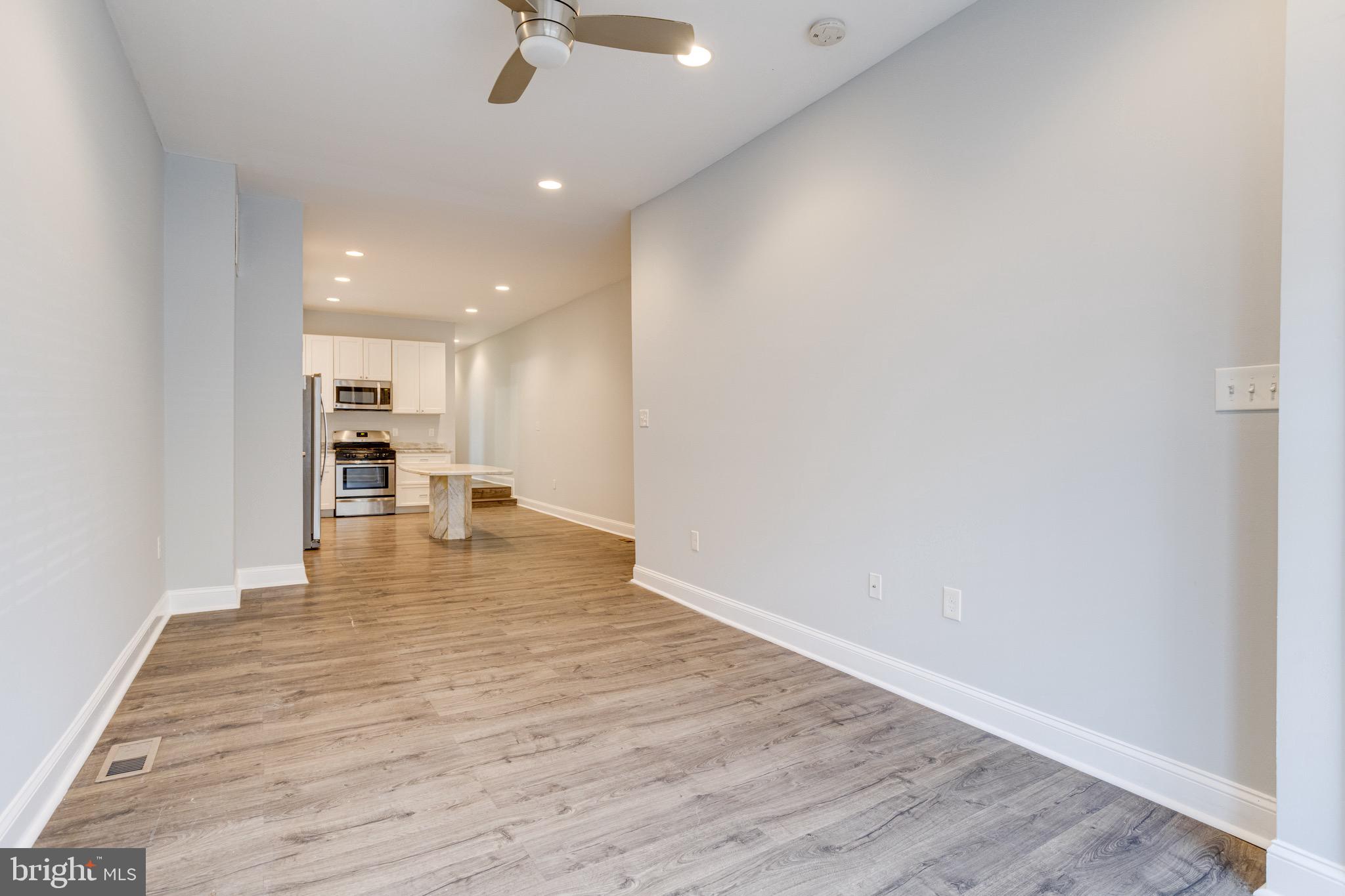 UNION SQUARE - Residential Income