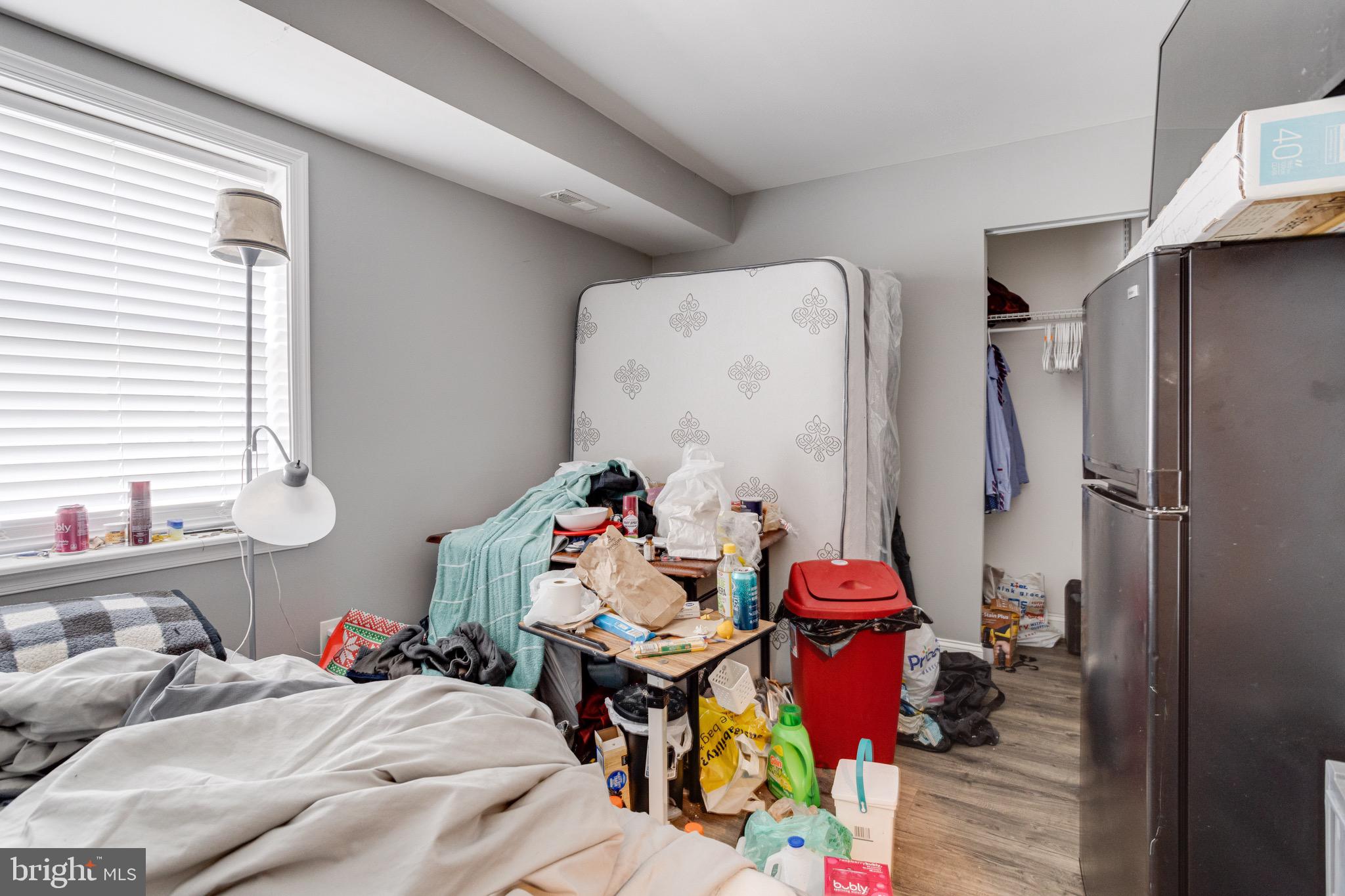 UNION SQUARE - Residential Income