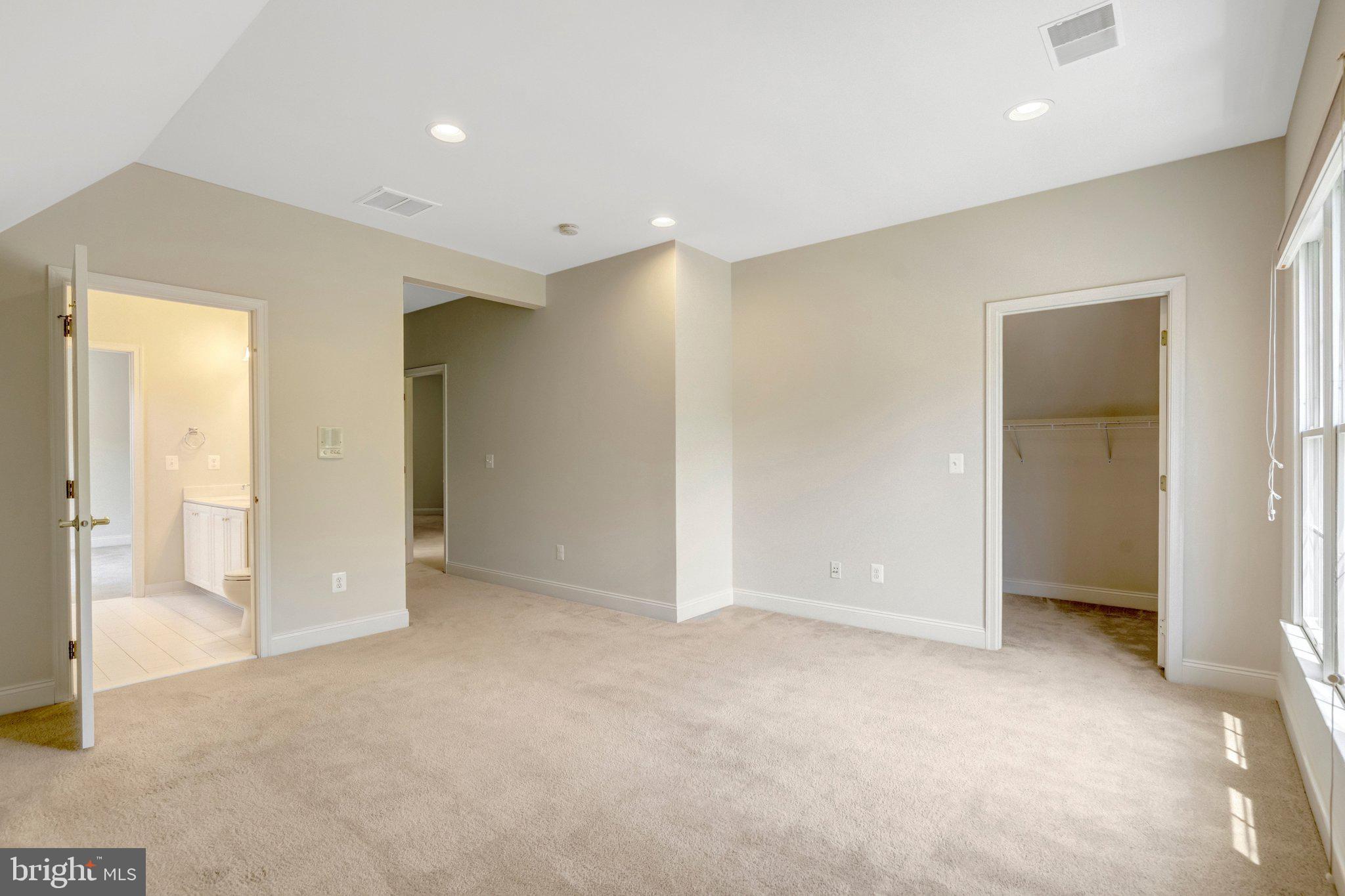 DOMINION VALLEY COUNTRY CLUB - Residential