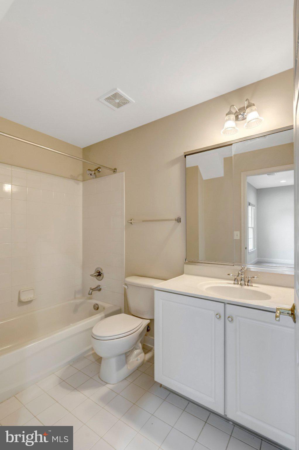 DOMINION VALLEY COUNTRY CLUB - Residential