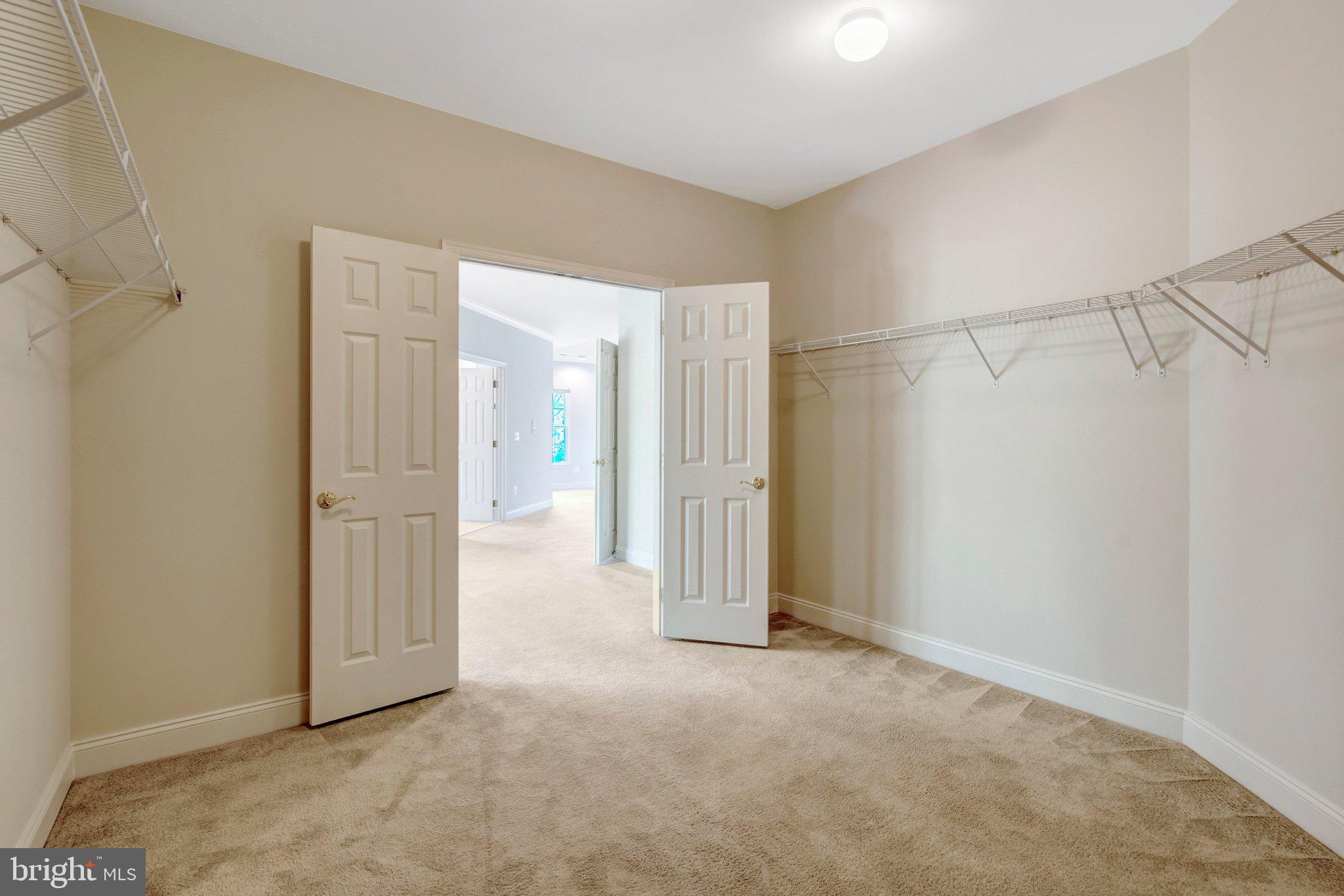 DOMINION VALLEY COUNTRY CLUB - Residential
