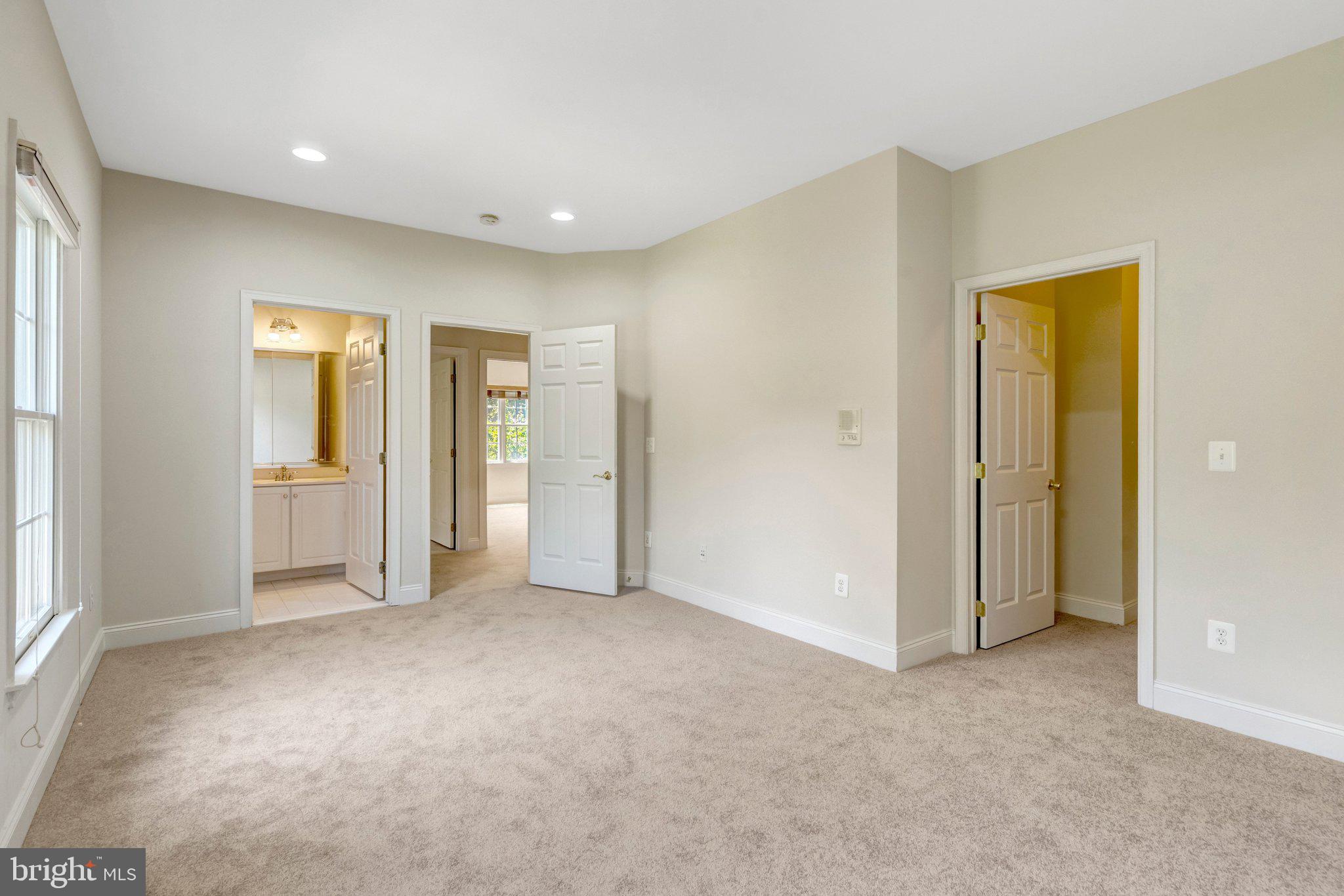 DOMINION VALLEY COUNTRY CLUB - Residential