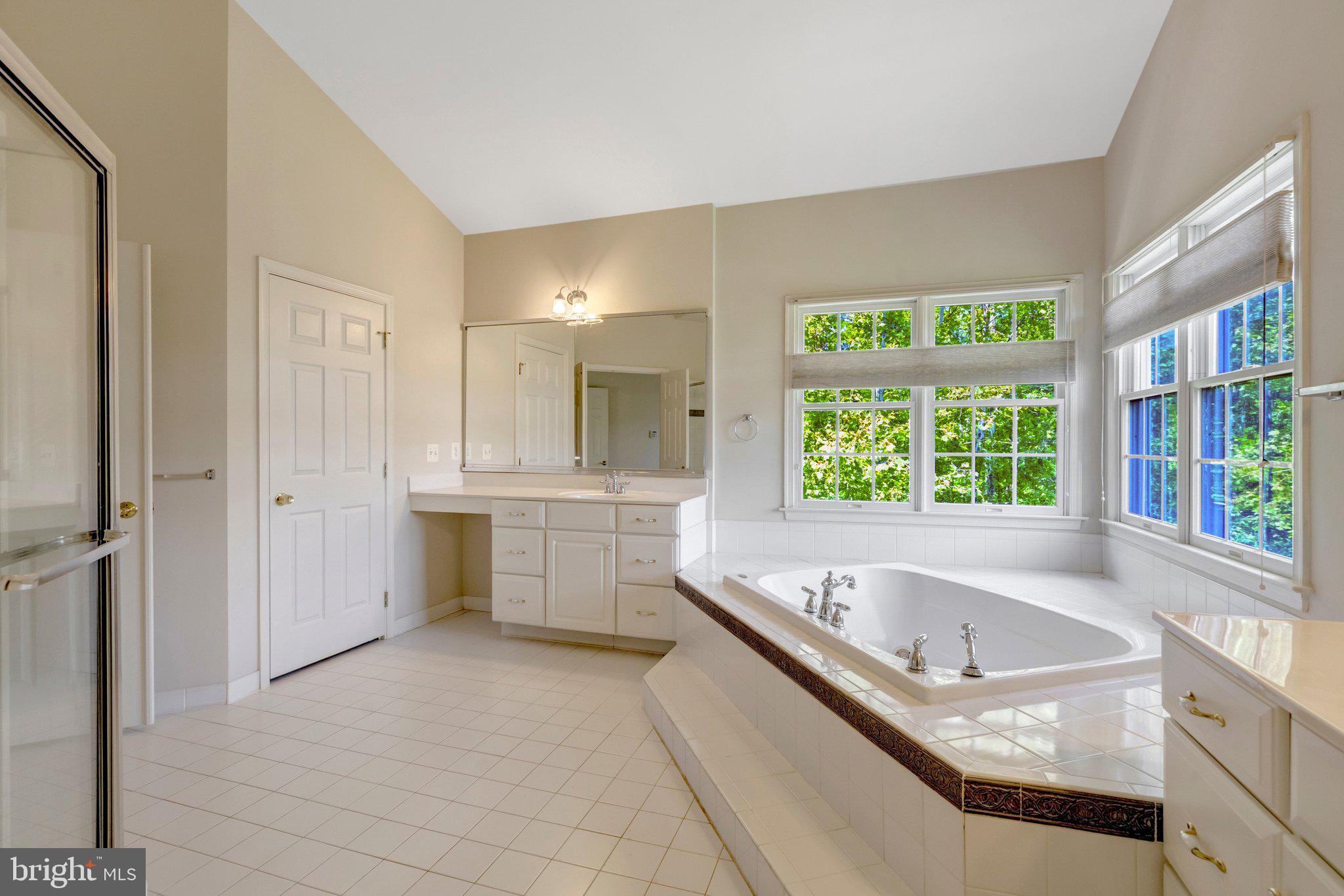 DOMINION VALLEY COUNTRY CLUB - Residential